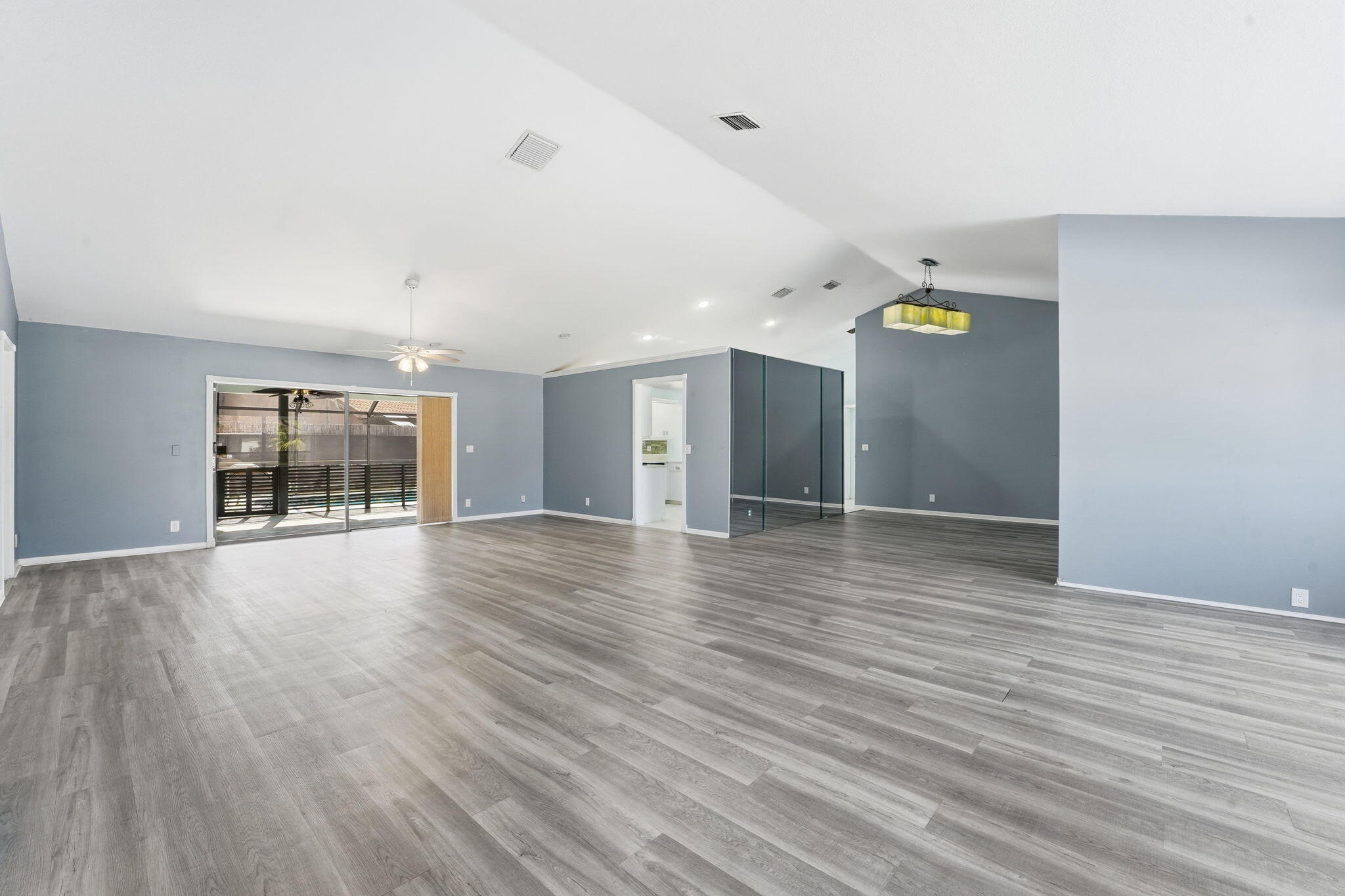 SUN VALLEY - Residential Lease