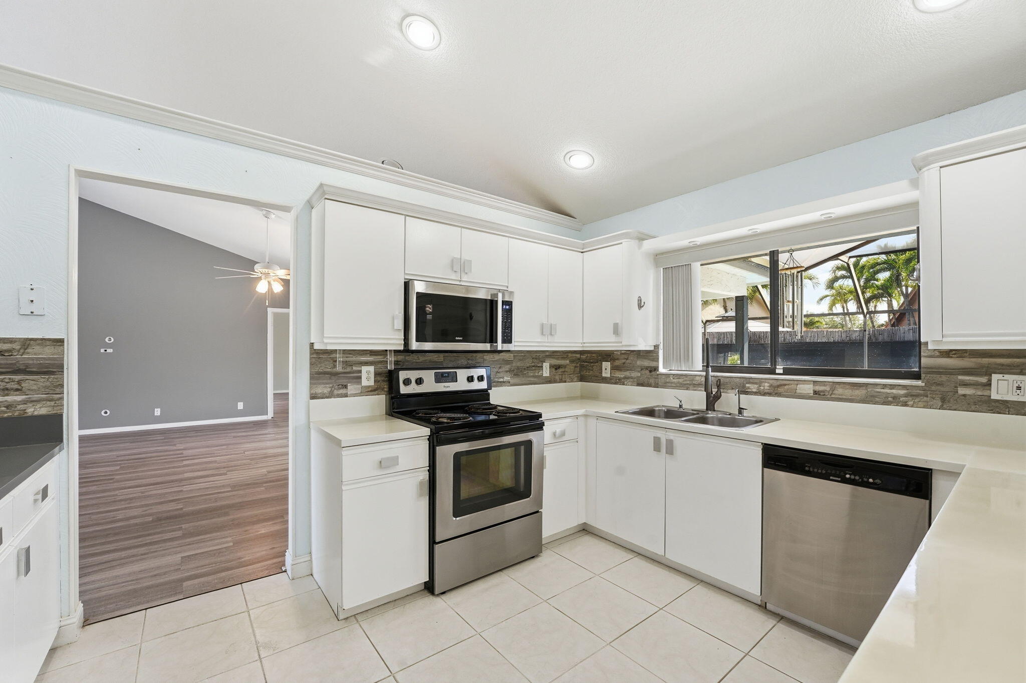 SUN VALLEY - Residential Lease