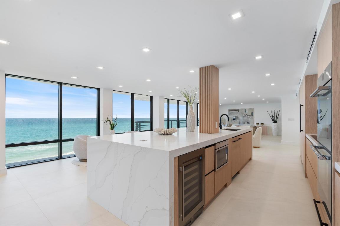 MARBELLA CONDO - Residential