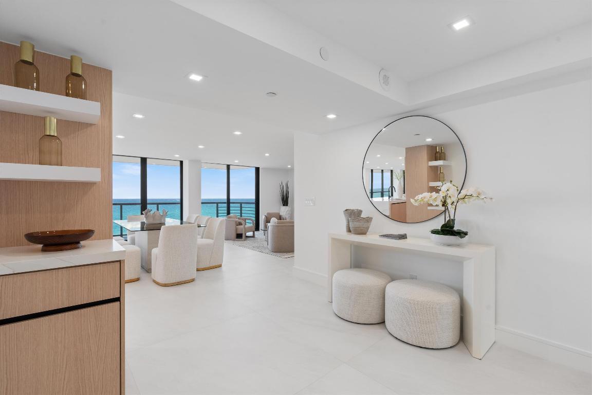 MARBELLA CONDO - Residential