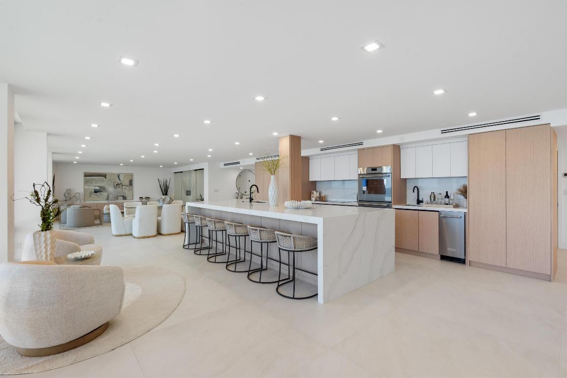 MARBELLA CONDO - Residential