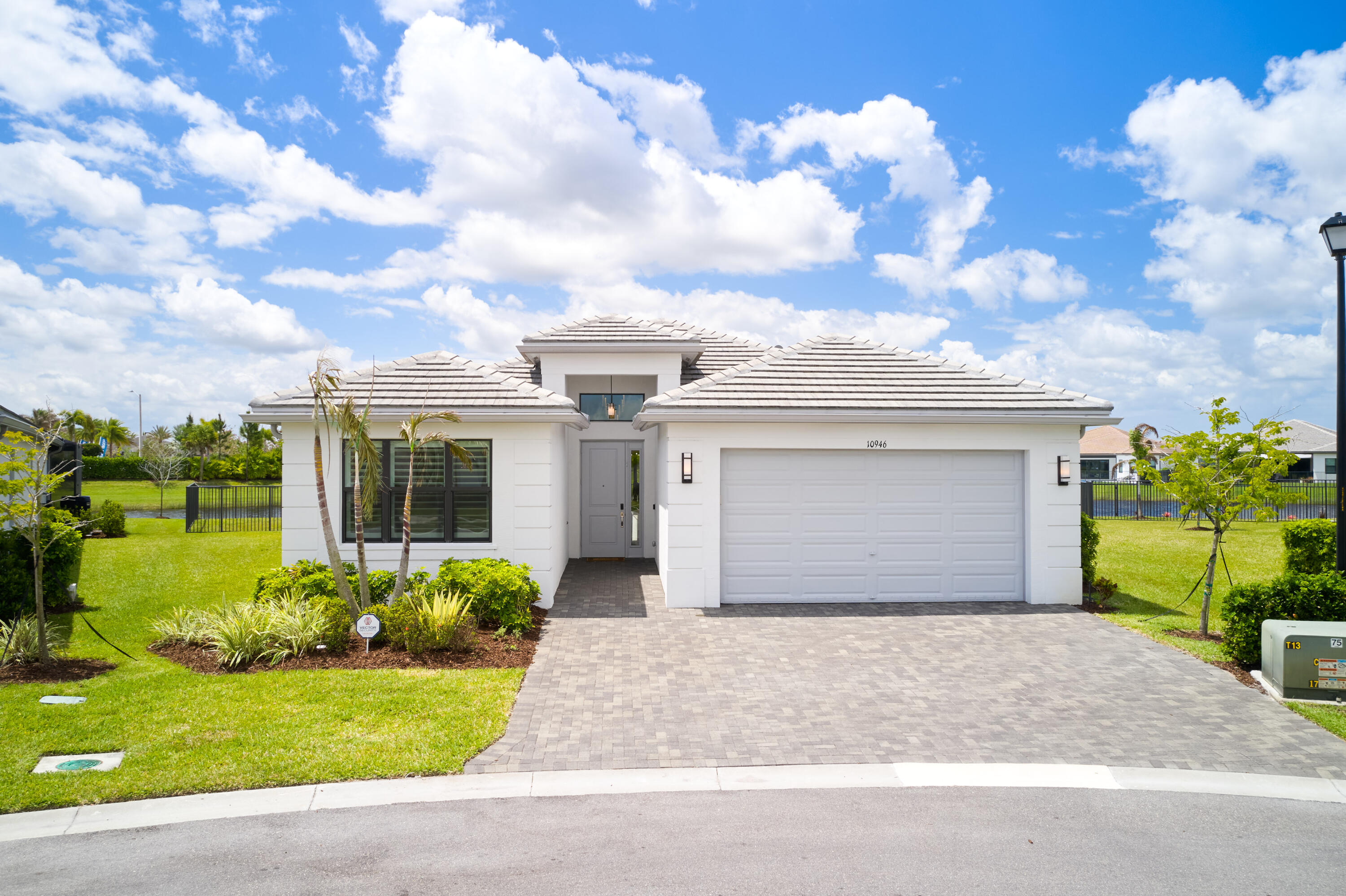 Valencia Parc at Riverland - Residential