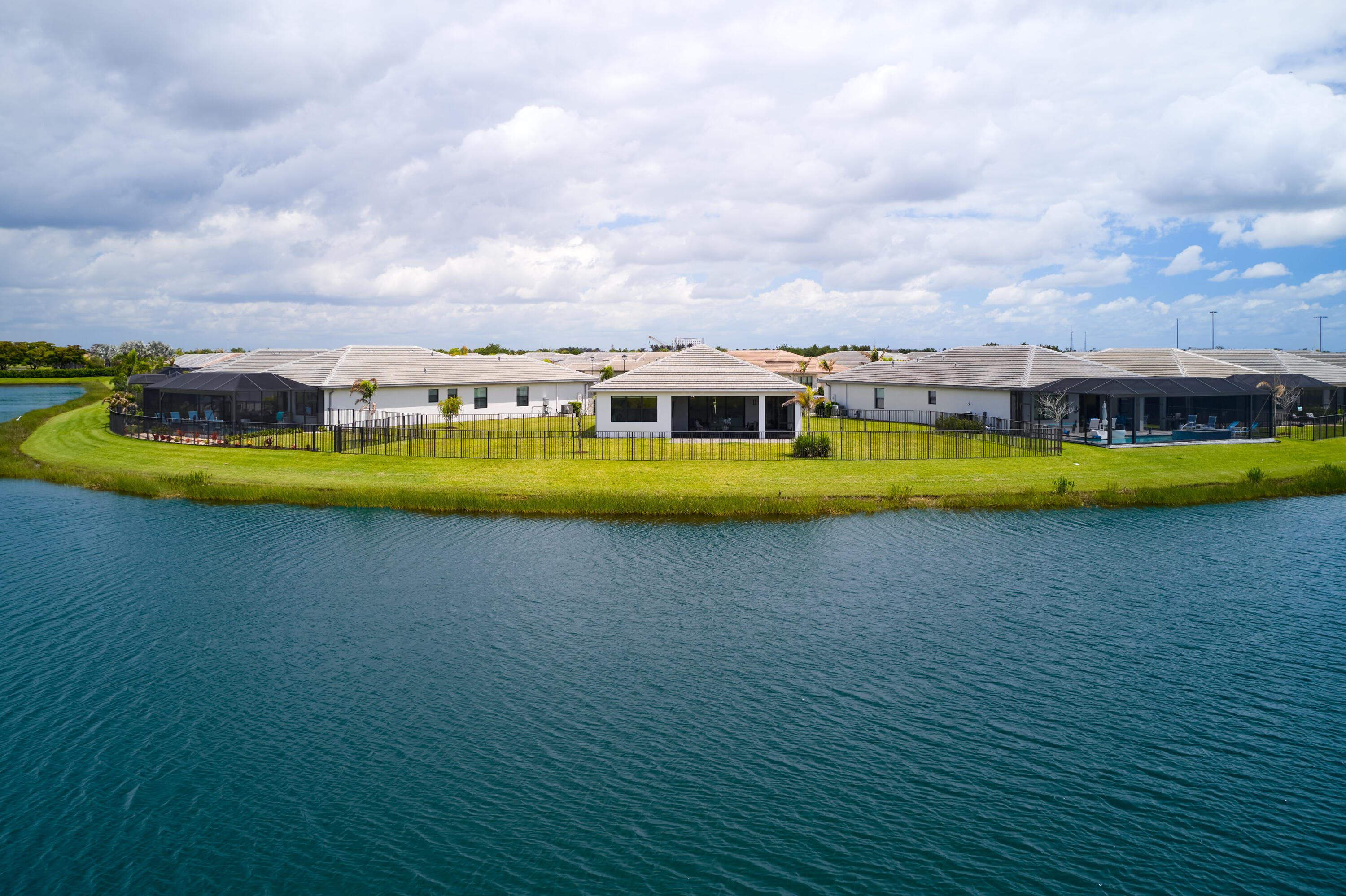 Valencia Parc at Riverland - Residential