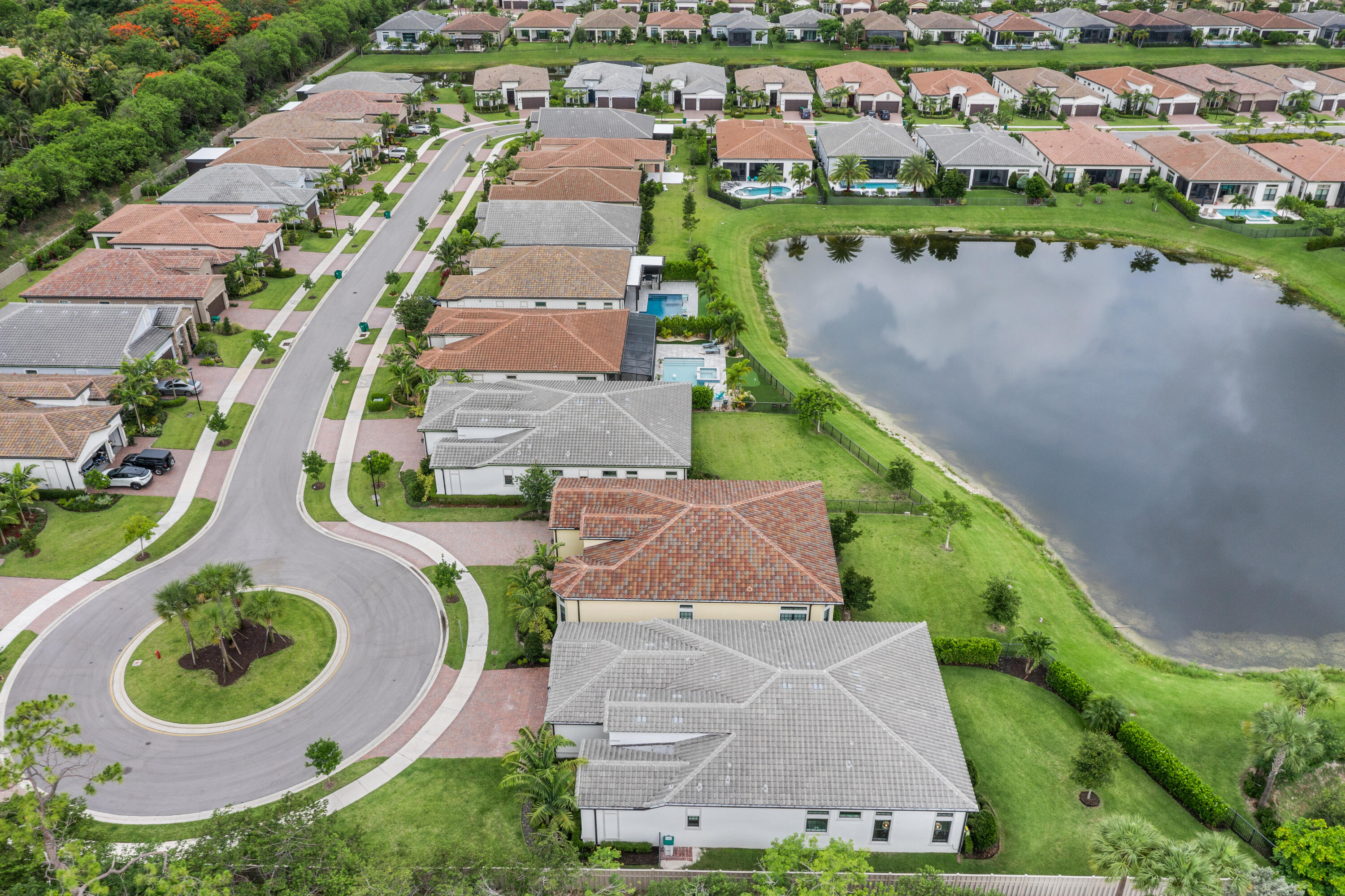 The Falls at Parkland - Residential