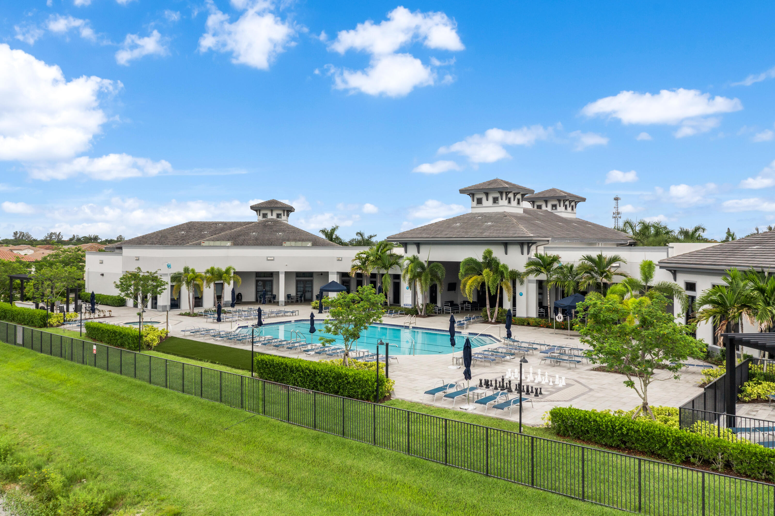 The Falls at Parkland - Residential