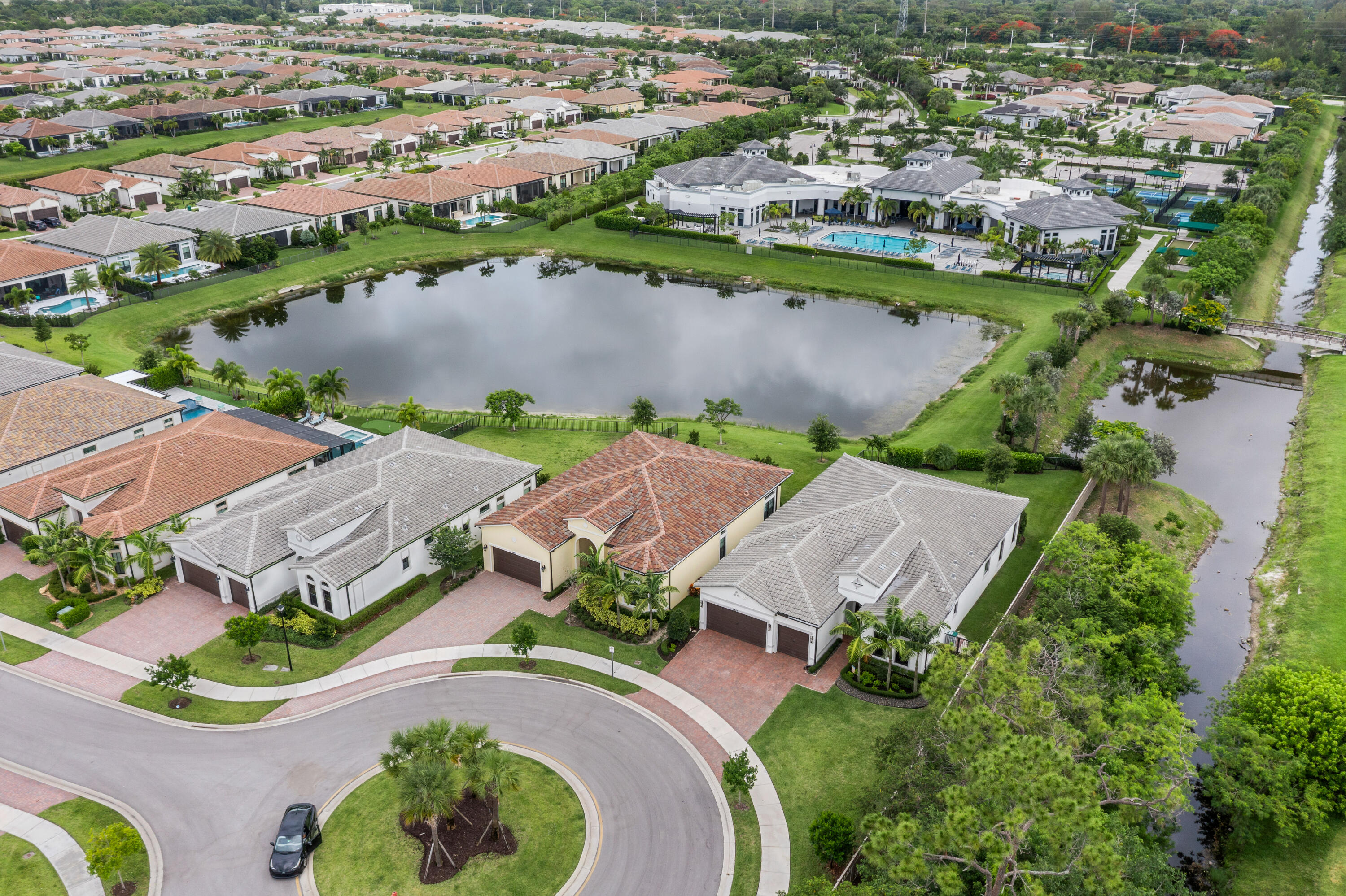 The Falls at Parkland - Residential