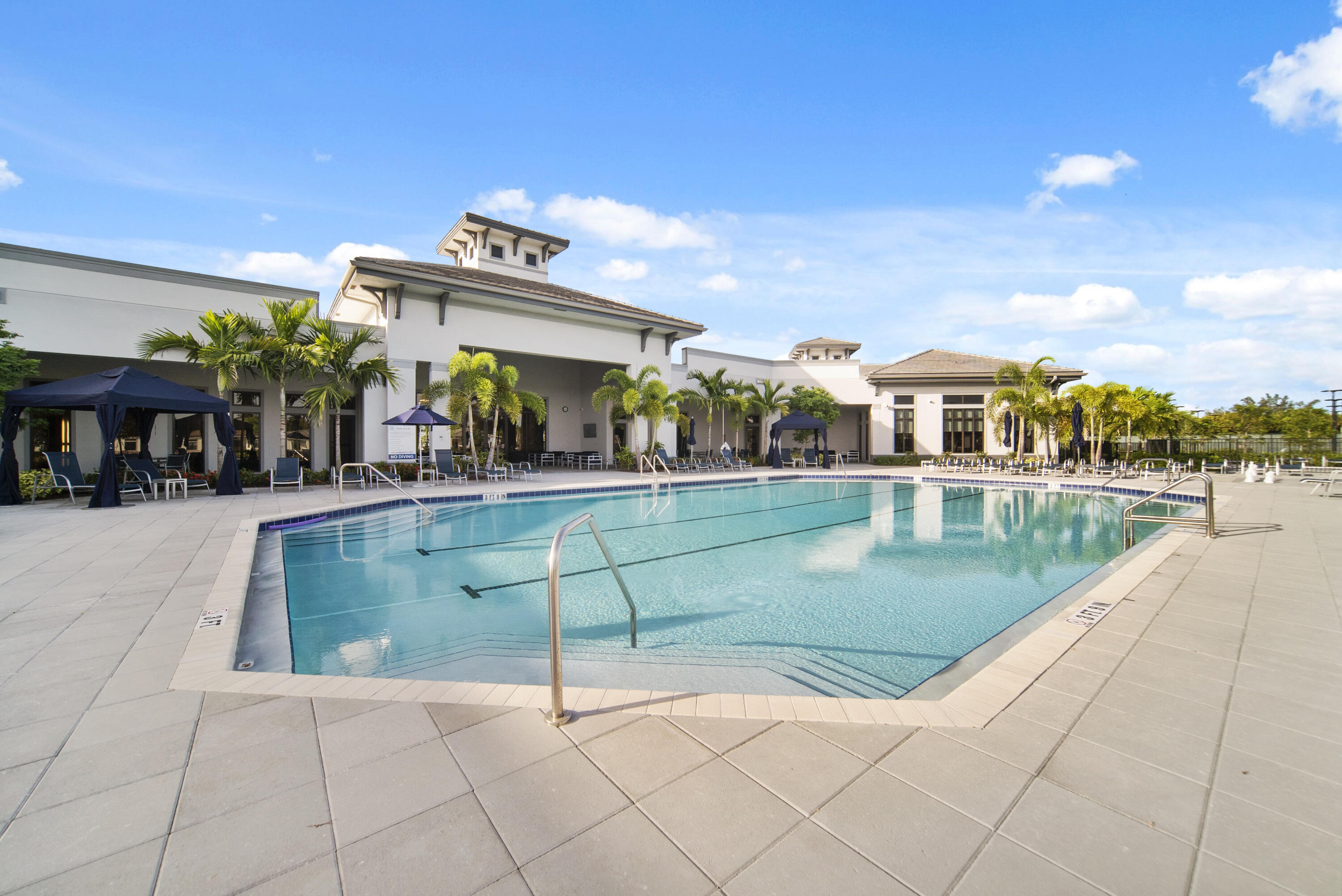 The Falls at Parkland - Residential