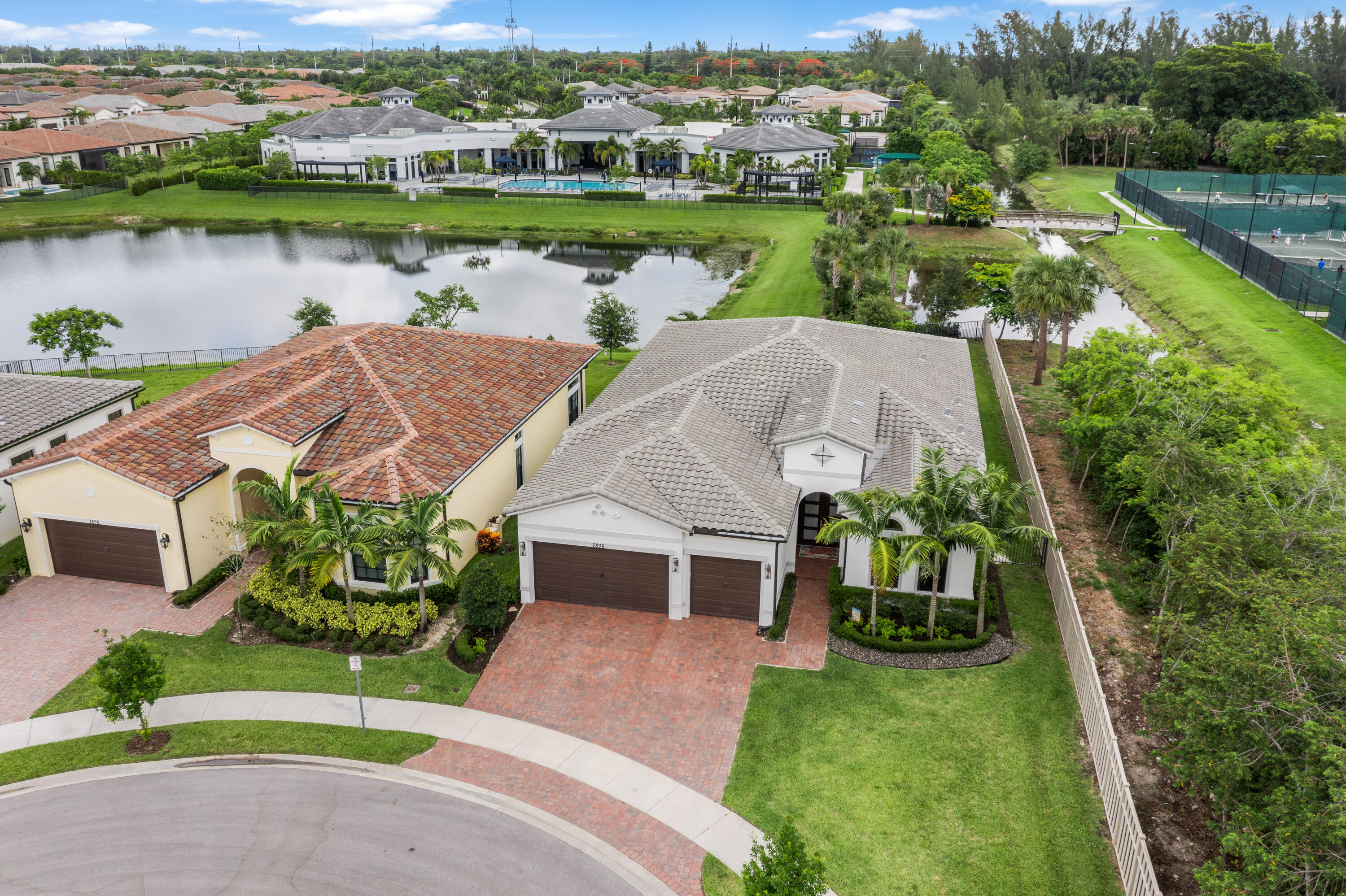 The Falls at Parkland - Residential