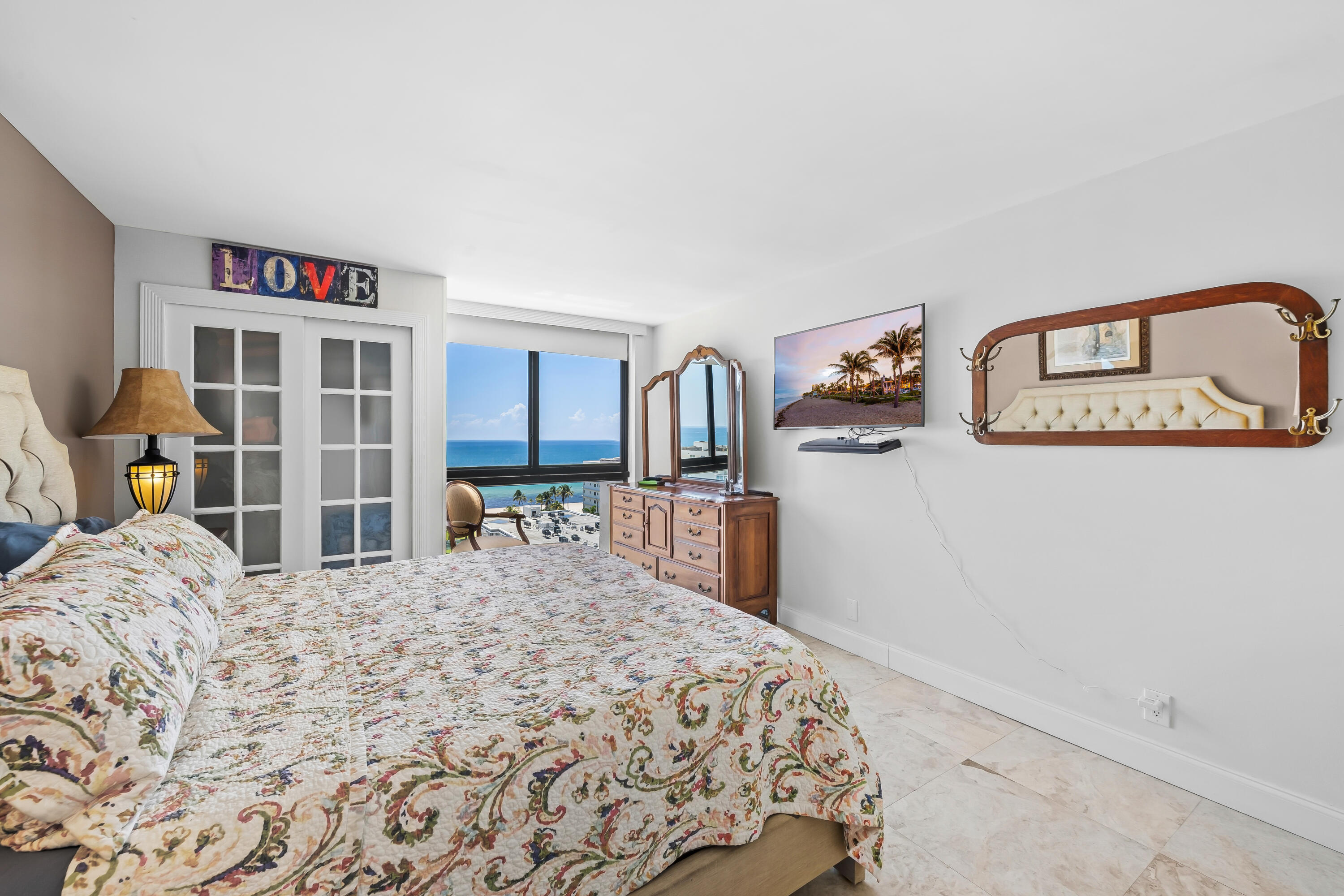 ALLINGTON TOWERS NORTH CONDO - Residential