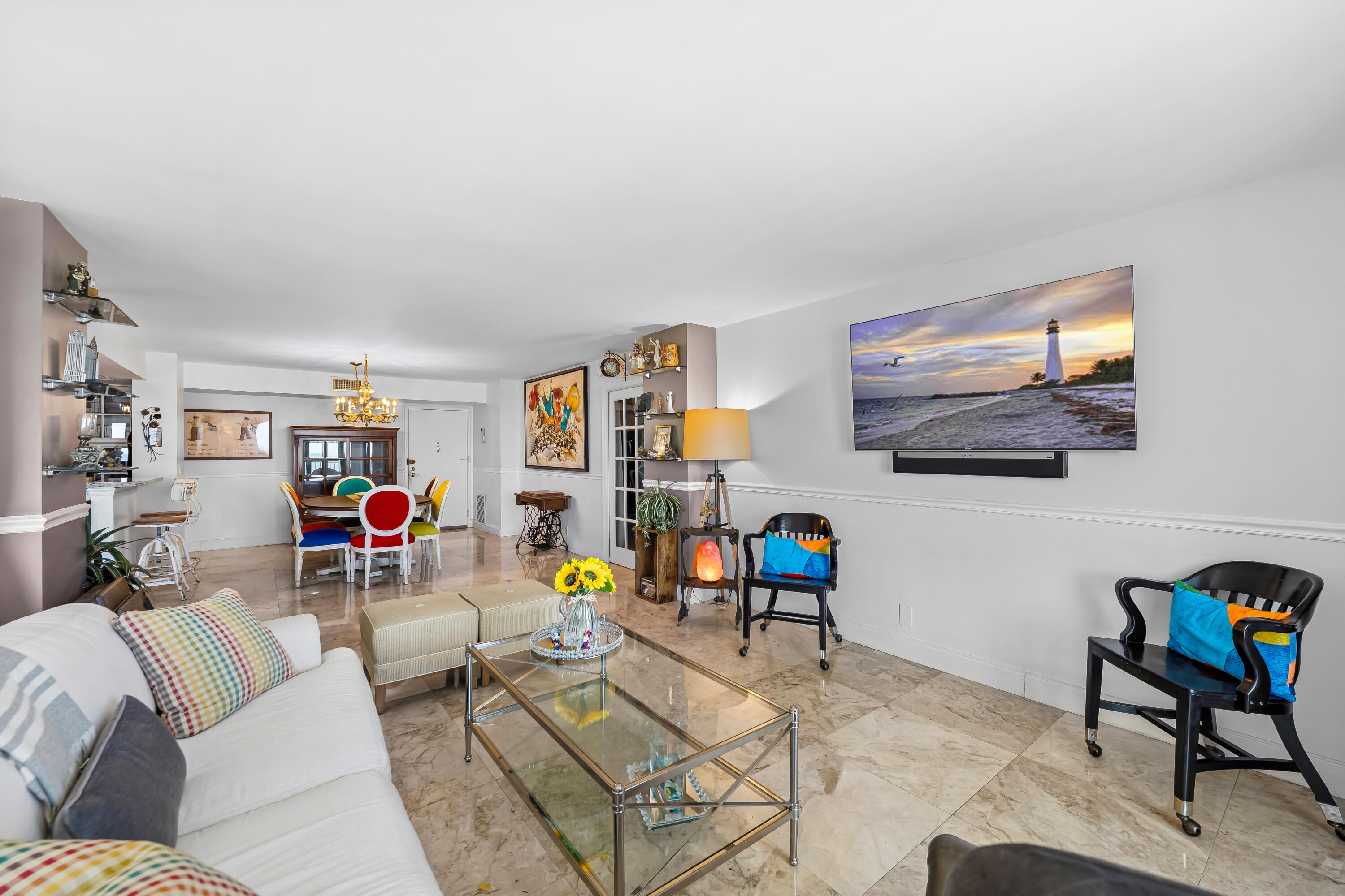 ALLINGTON TOWERS NORTH CONDO - Residential