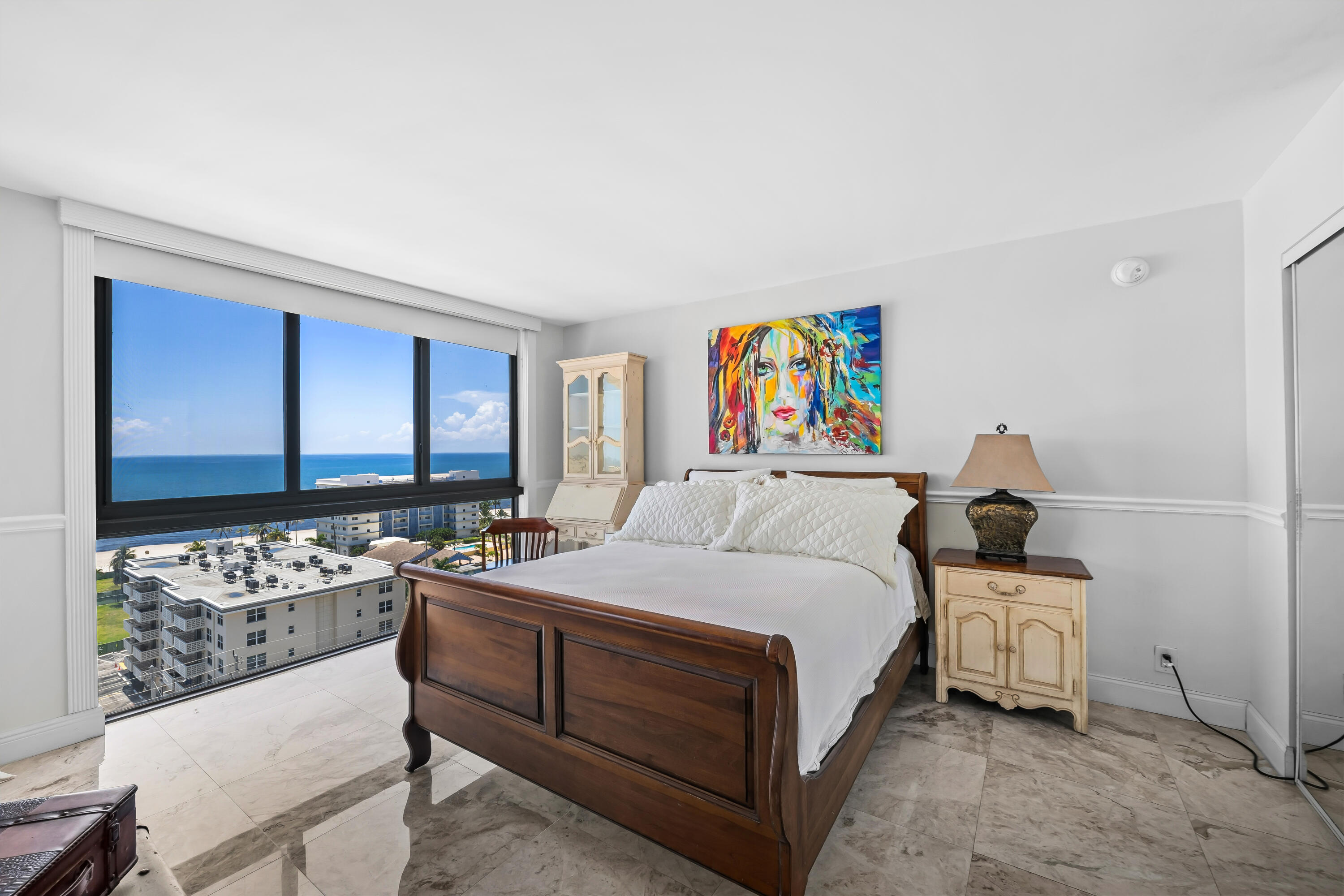 ALLINGTON TOWERS NORTH CONDO - Residential