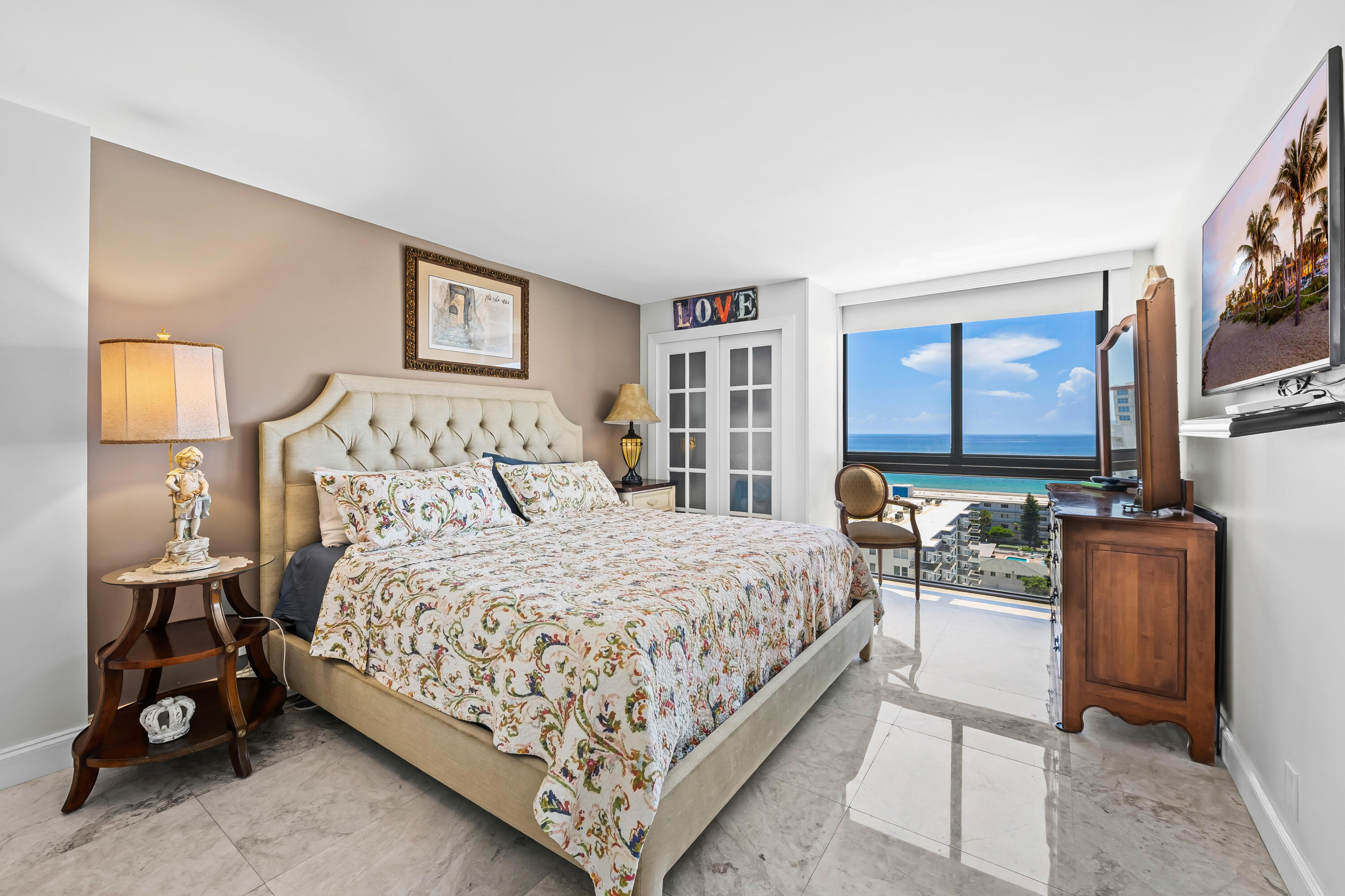 ALLINGTON TOWERS NORTH CONDO - Residential