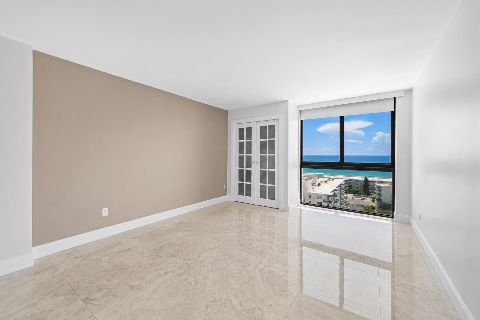 ALLINGTON TOWERS NORTH CONDO - Residential