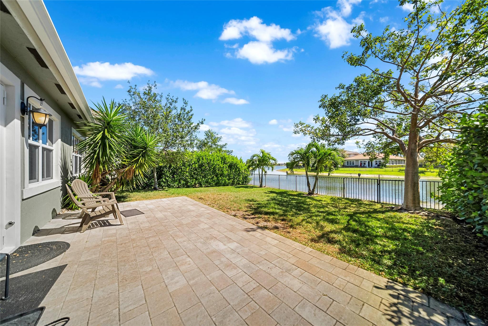 MiraLago - Residential
