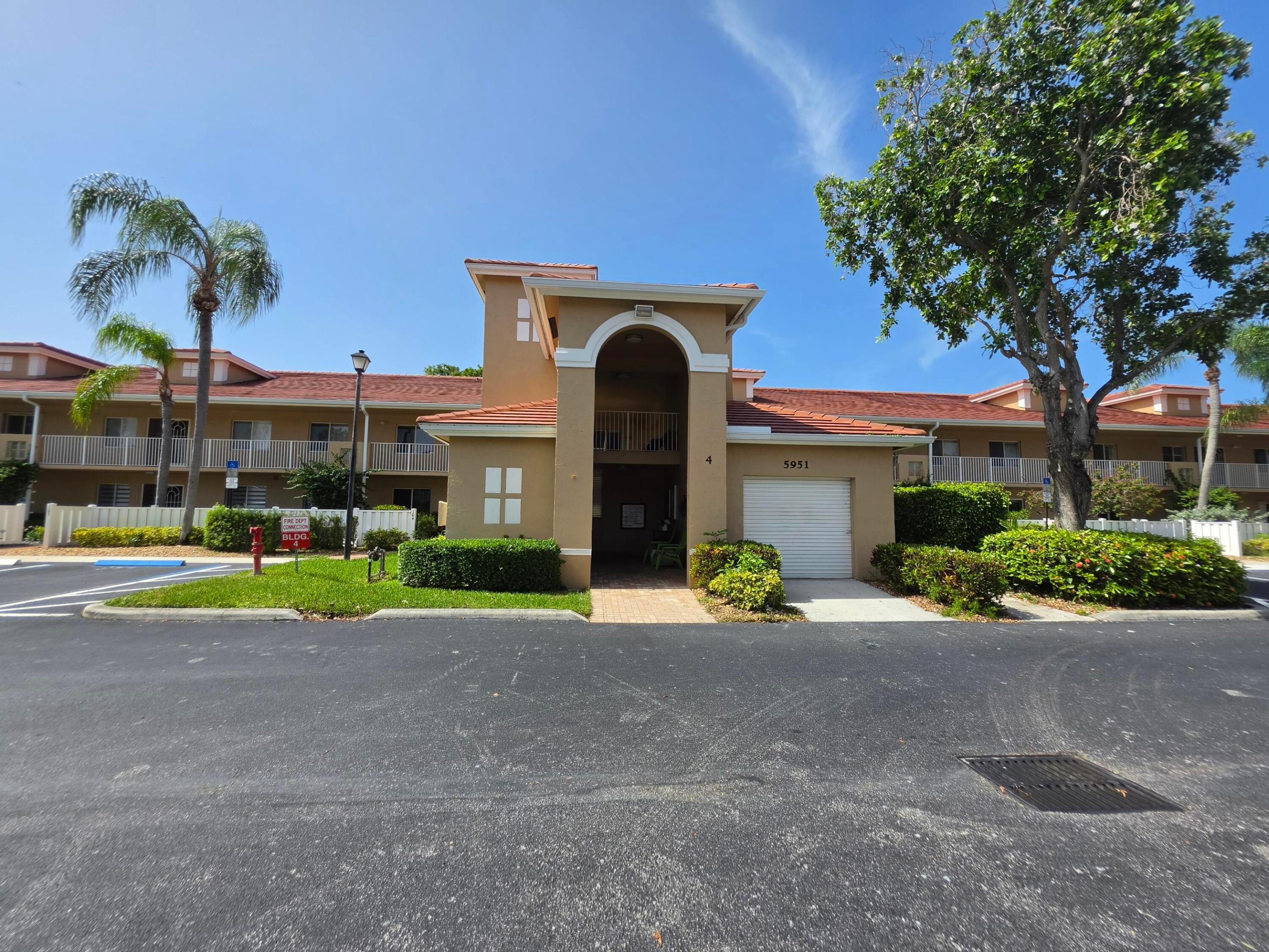 Welcome to this 3-bedroom, 2-bathroom condominium located in Regal Shores 55+ Condo in Boynton Beach, Florida. Offering 1,813 square feet of finished living space on a single floor a lakeview property. The thoughtful floor plan accommodates modern living and with tasteful updates . Unit needs new appliances and a few touch ups, and you can move right in! This opportunity awaits you and won't last long!!!! Not much needs to be done to move into this amazing condo....Federal law prohibits housing discrimination based on your race, color , origin, religion, sex, family, status, or disability