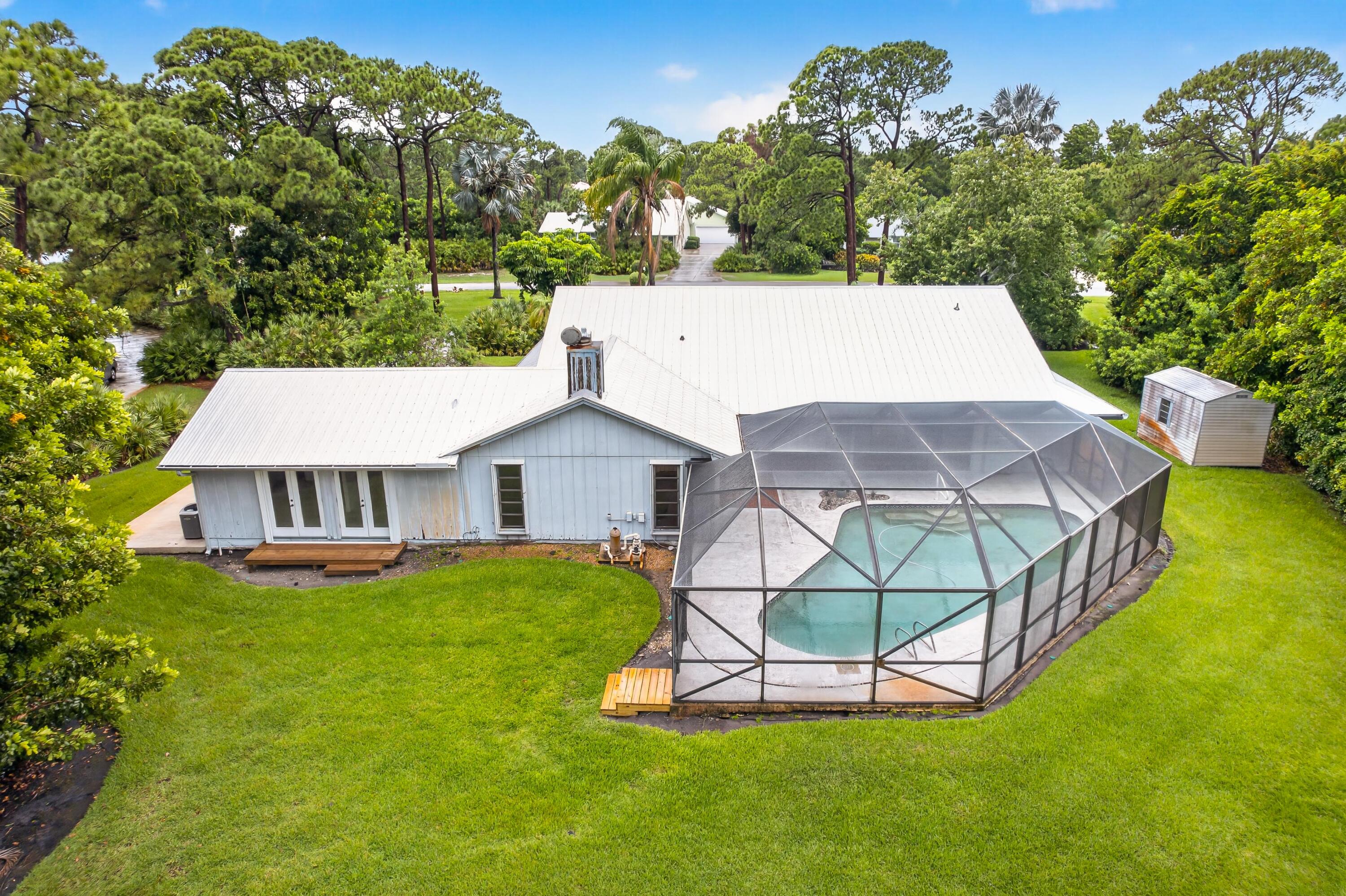 PINECREST LAKES - Residential