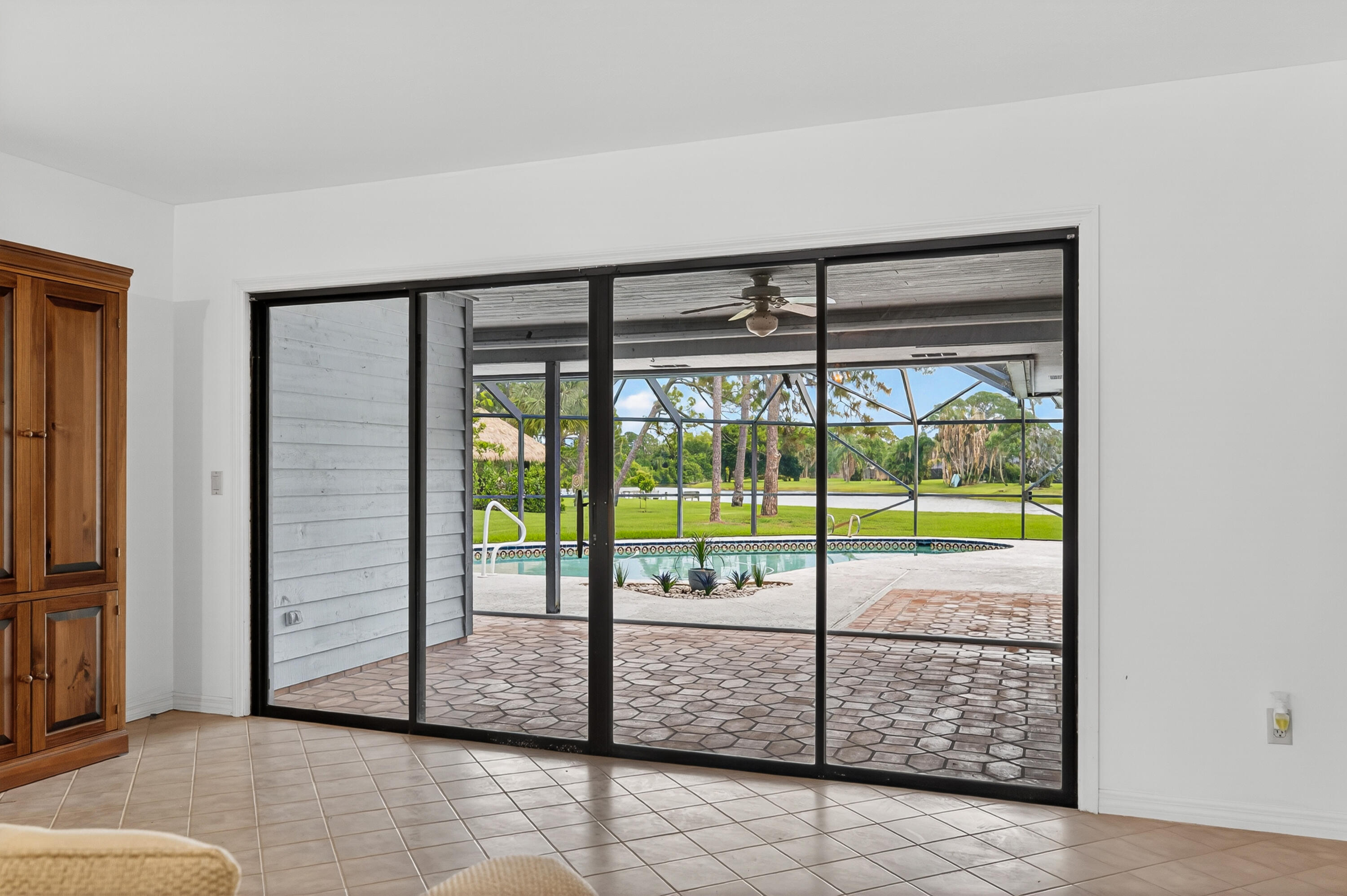 PINECREST LAKES - Residential