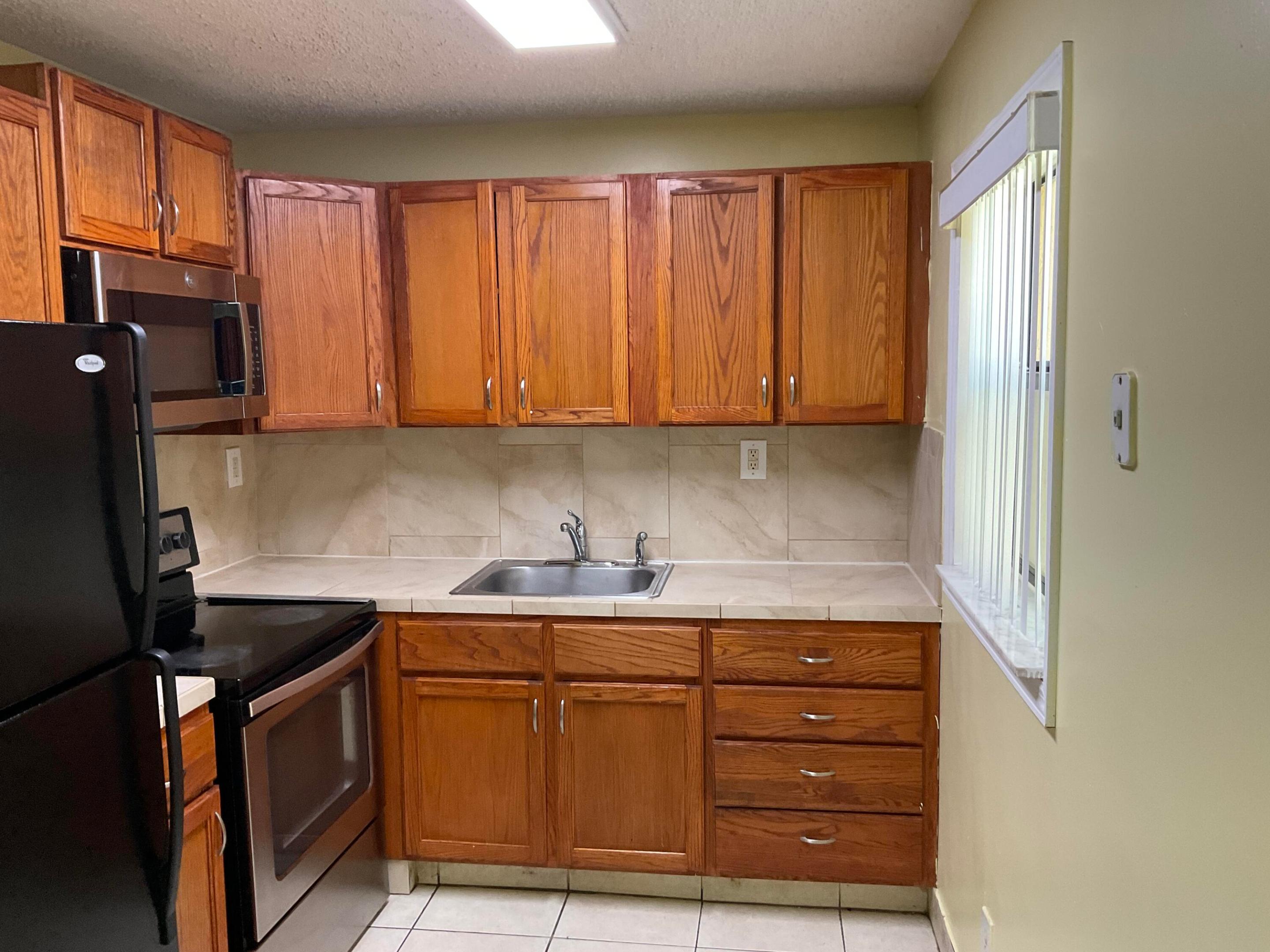 Meadows On The Green - Residential Lease