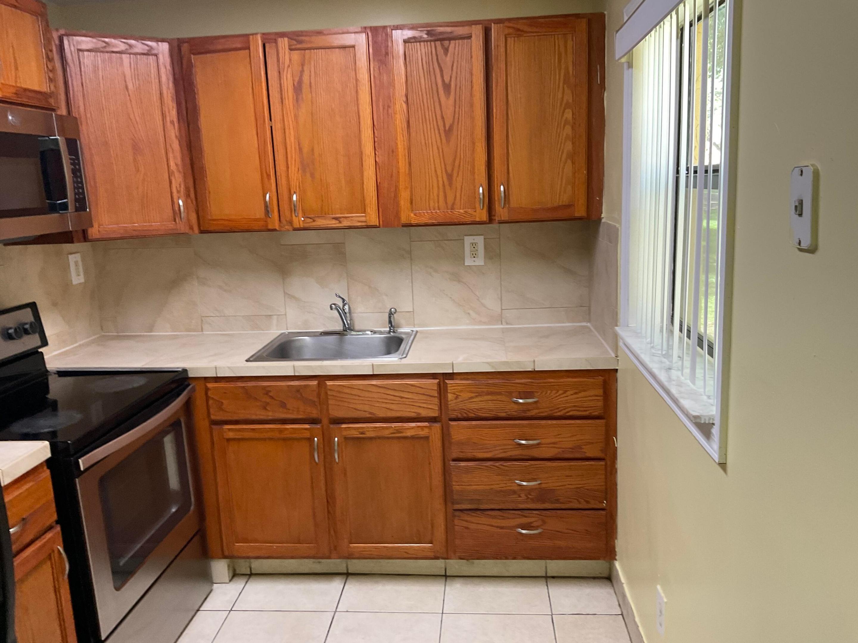 Meadows On The Green - Residential Lease