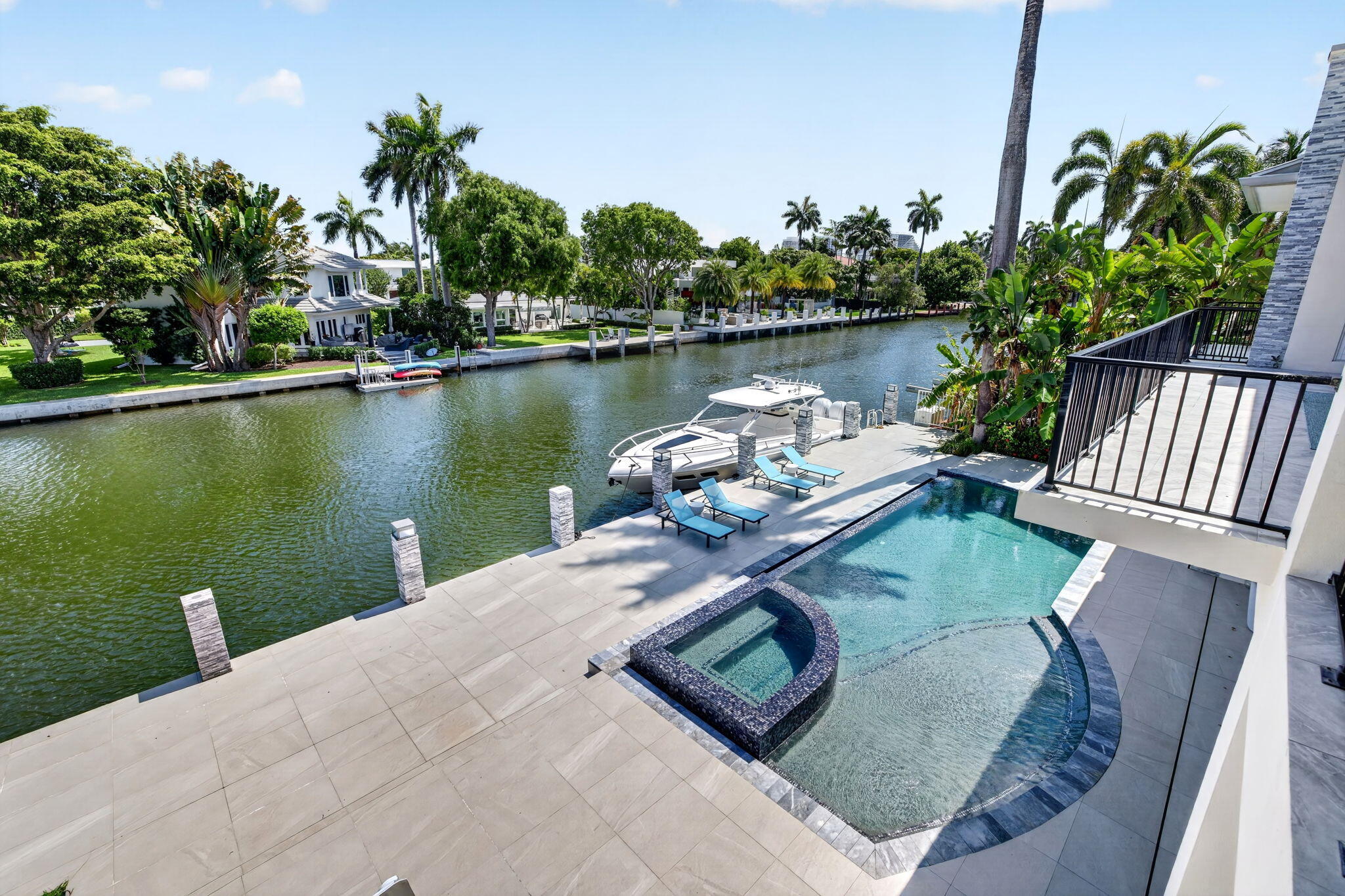 PELICAN ISLE - Residential