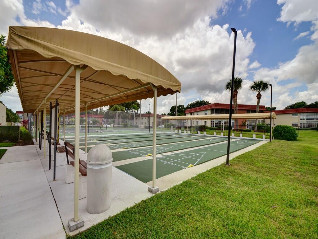 VISTA ROYALE PHASE IV BLDGS 83-111 - Residential