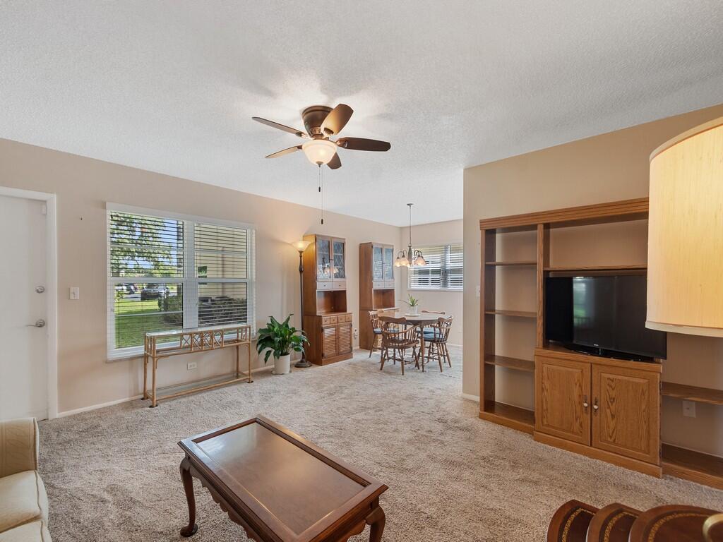 VISTA ROYALE PHASE IV BLDGS 83-111 - Residential
