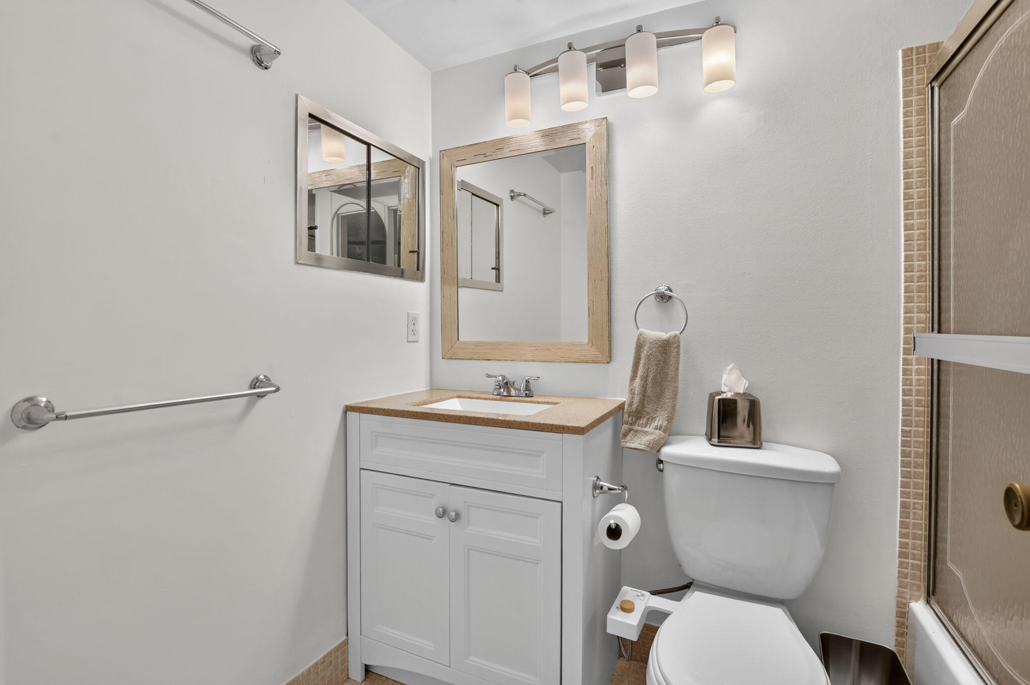 OAKRIDGE Q CONDO - Residential