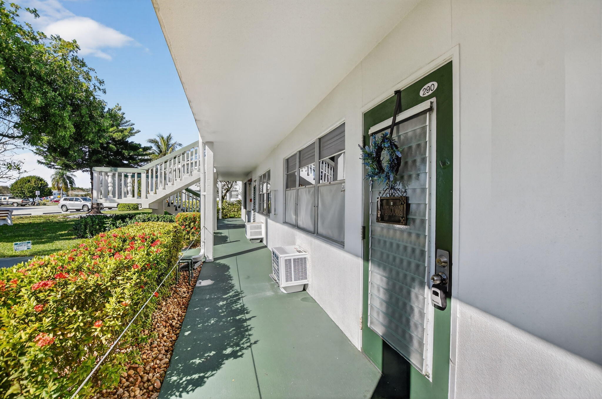 OAKRIDGE Q CONDO - Residential