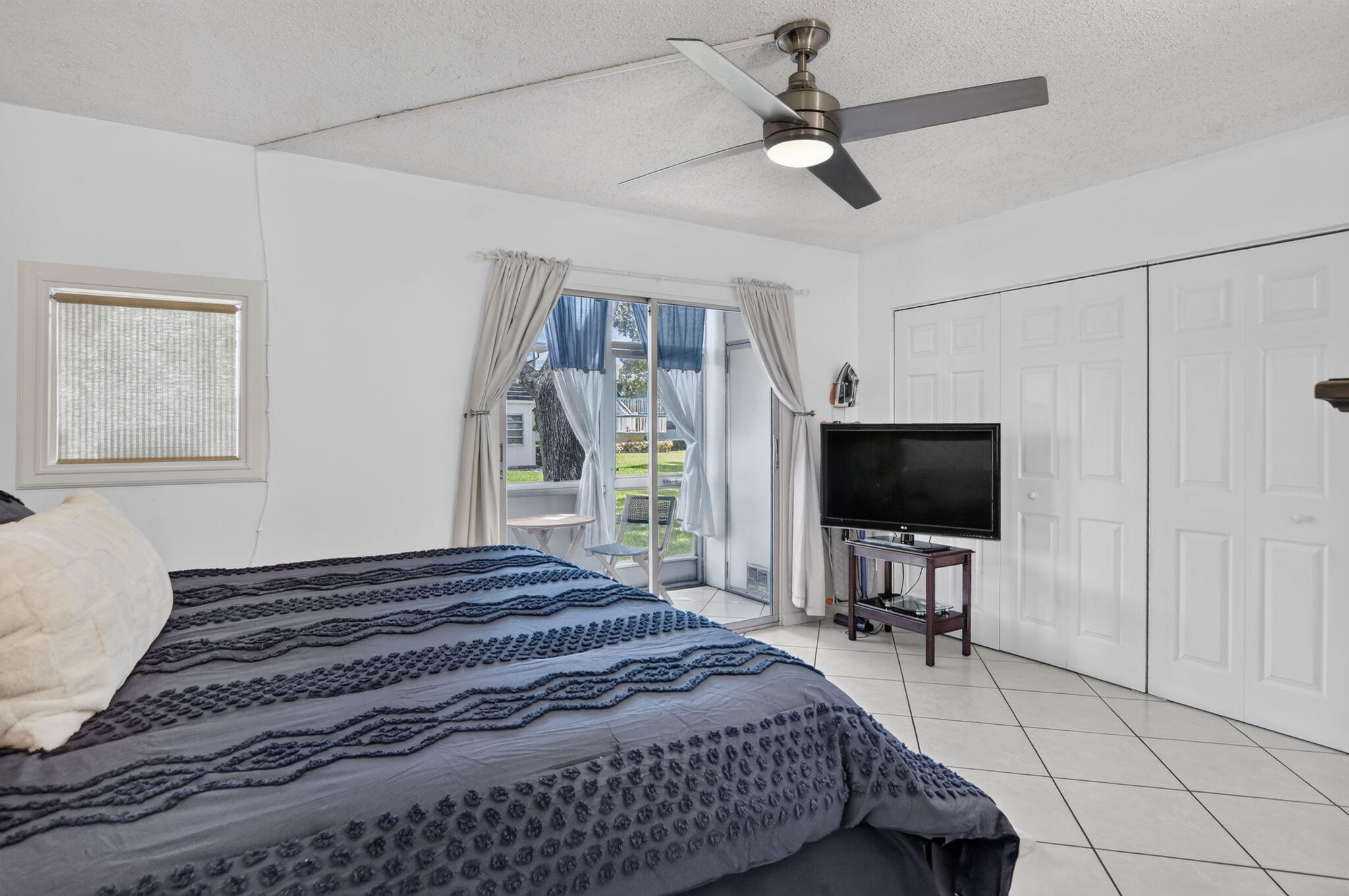 OAKRIDGE Q CONDO - Residential