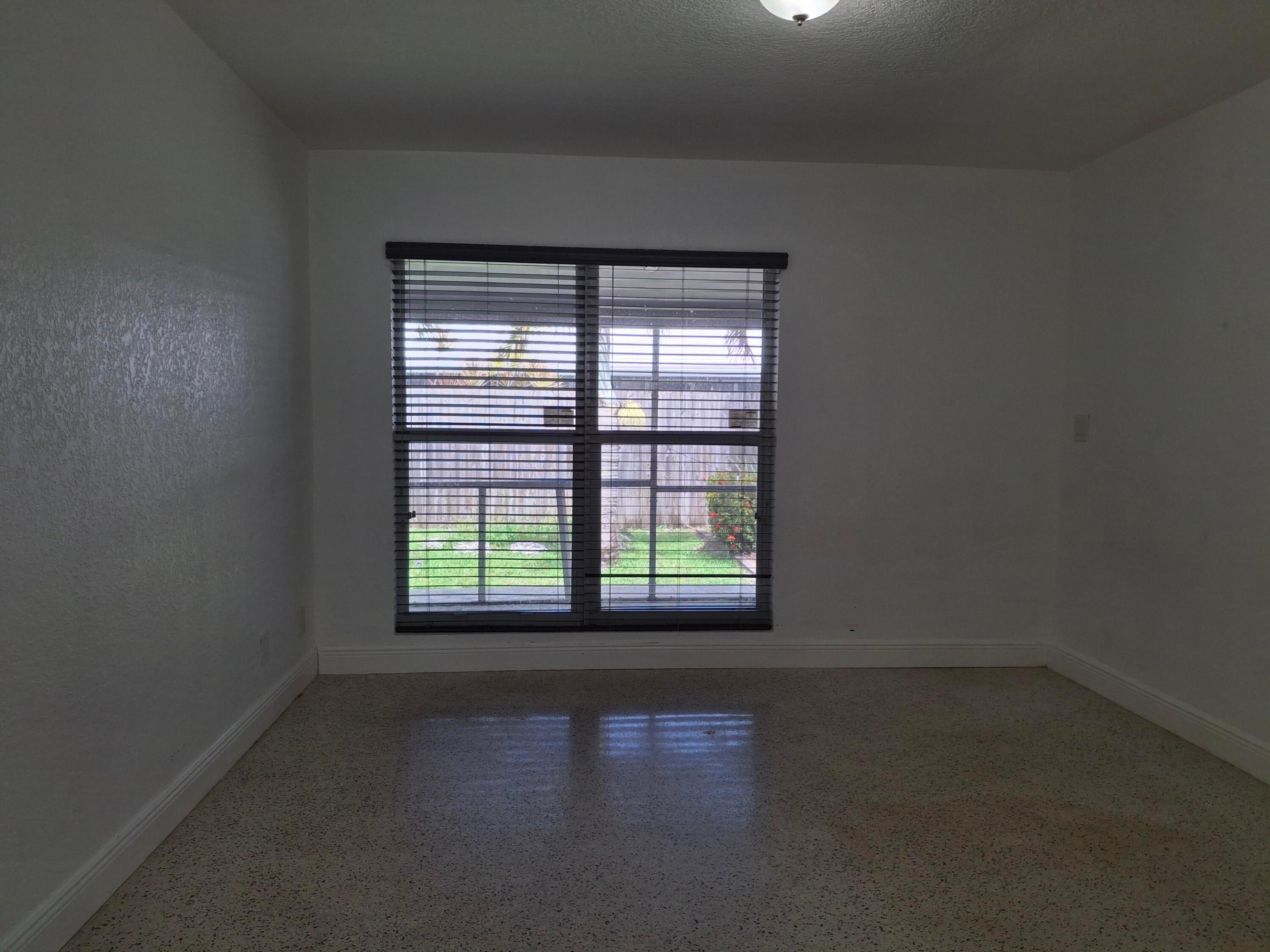 Reid Terrace Resub 44-23 - Residential Lease