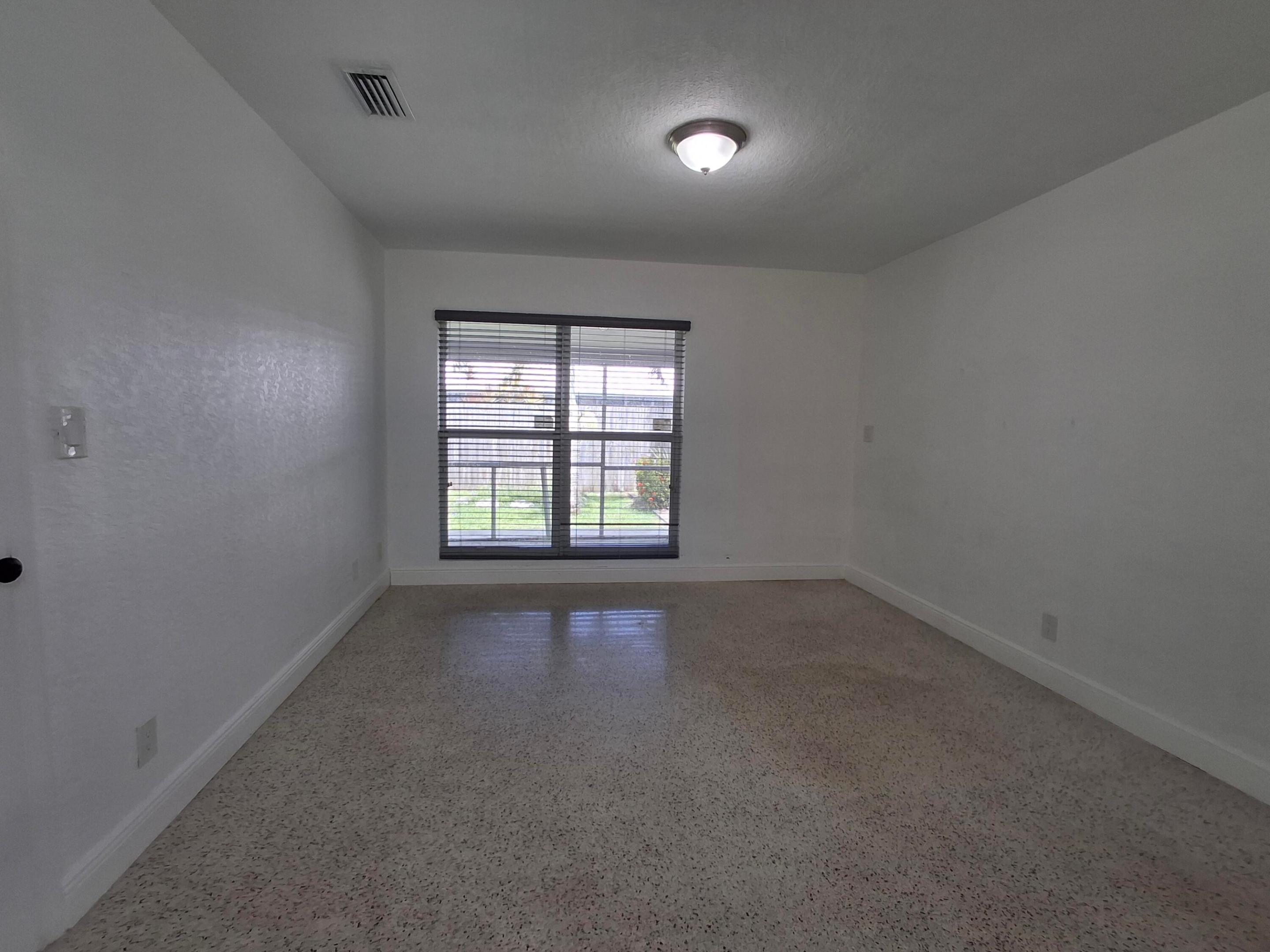 Reid Terrace Resub 44-23 - Residential Lease