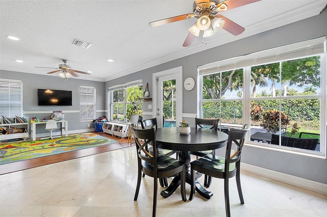 COVENTRY COVE - Residential