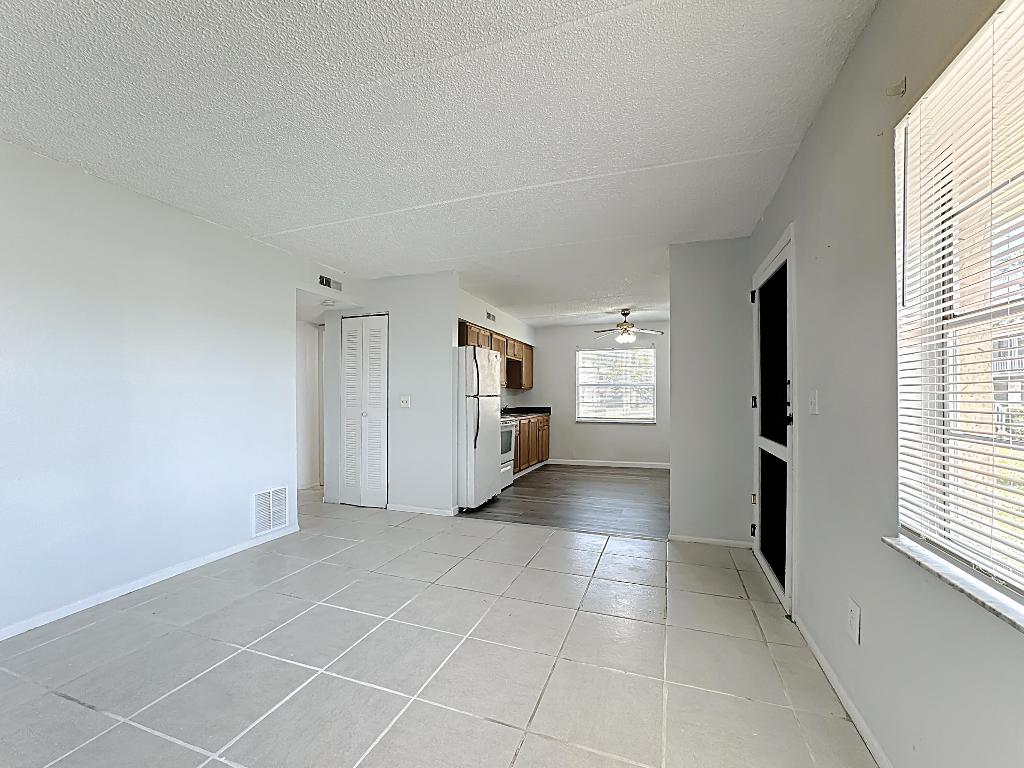 PALM GARDENS CONDO - Residential