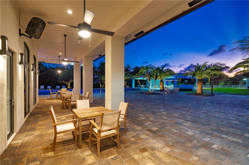SUNSHINE RANCHES - Residential
