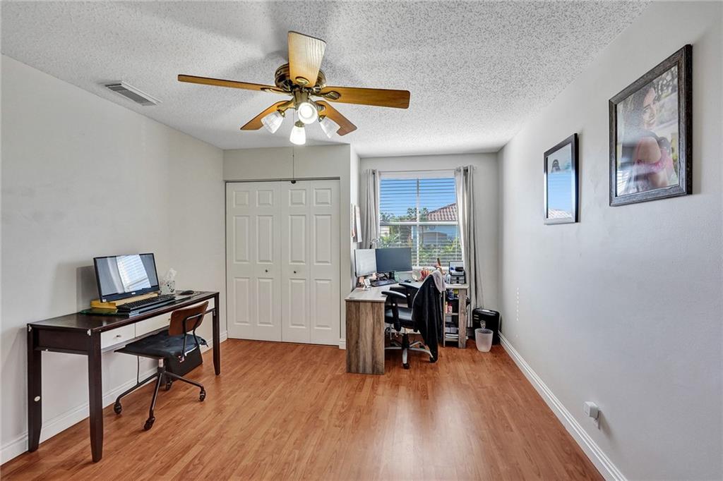 The Palm Island 151-31 B - Residential