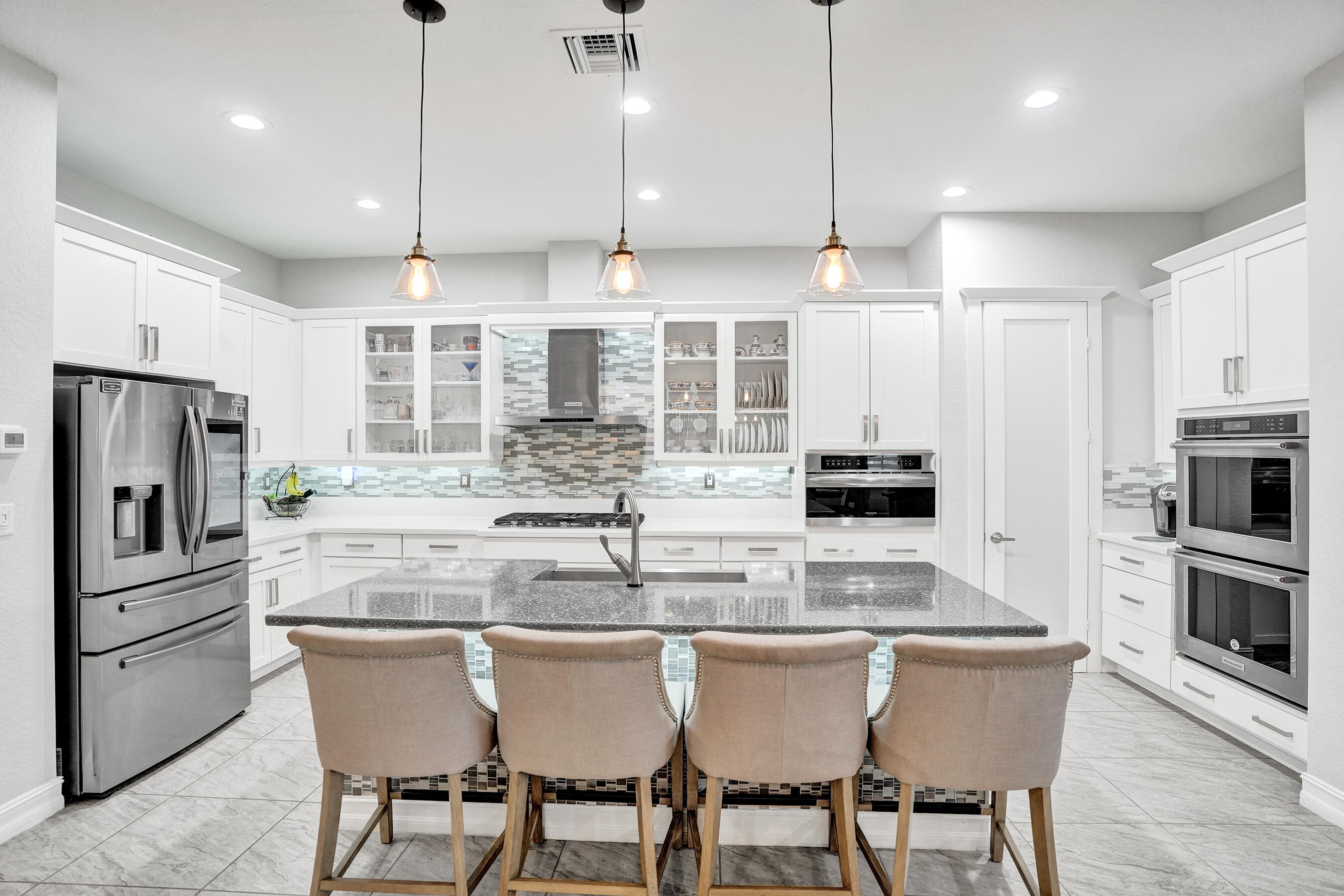 BRUSCHI PROPERTY - Residential