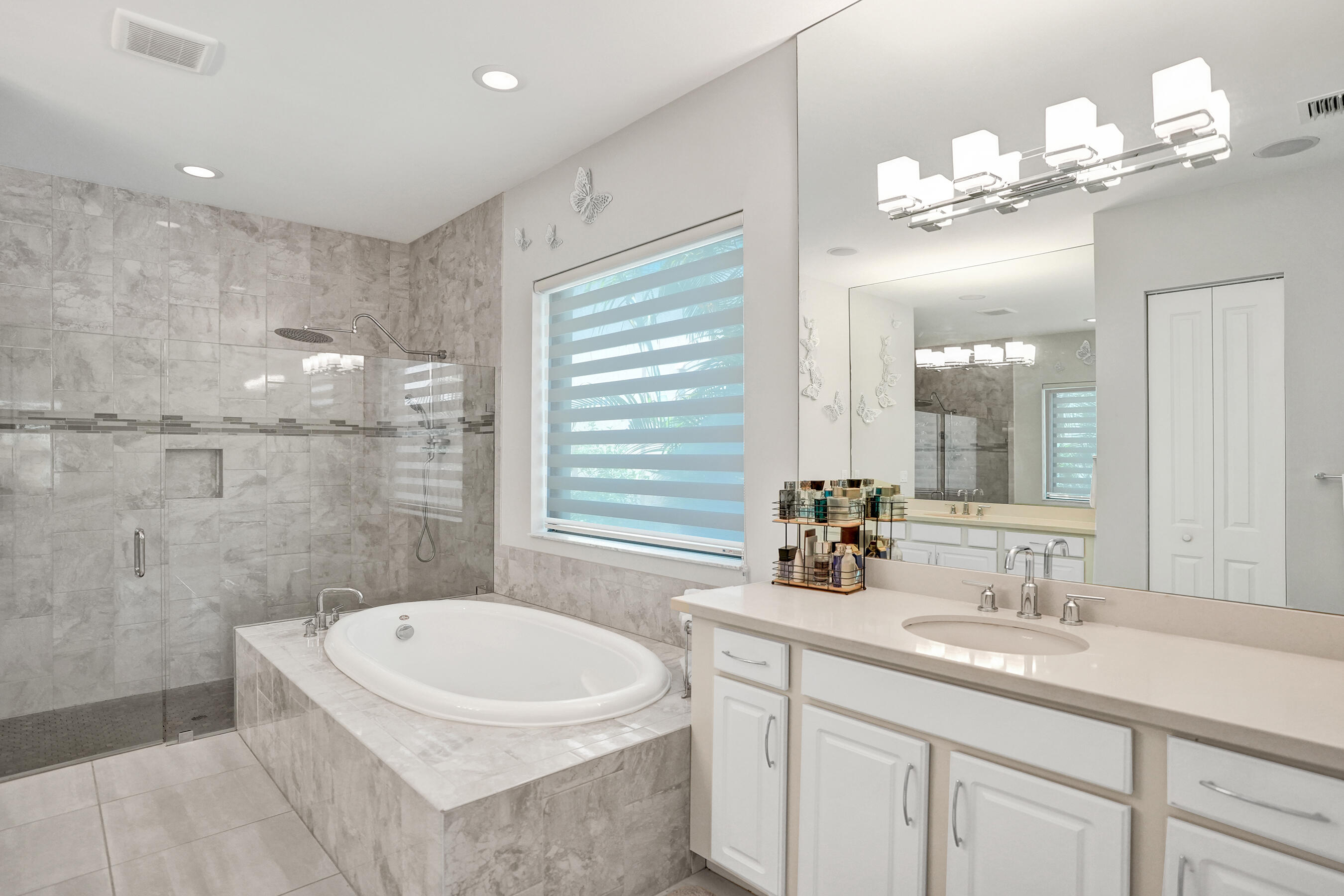 BRUSCHI PROPERTY - Residential