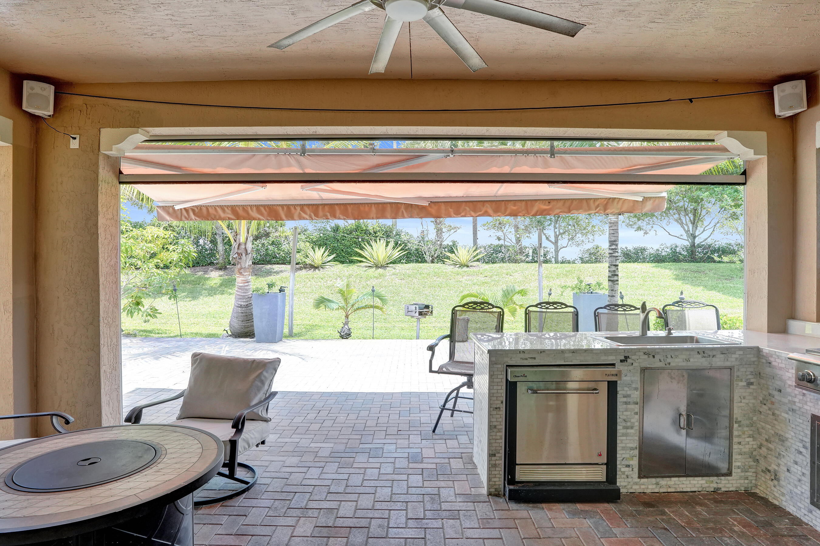 BRUSCHI PROPERTY - Residential