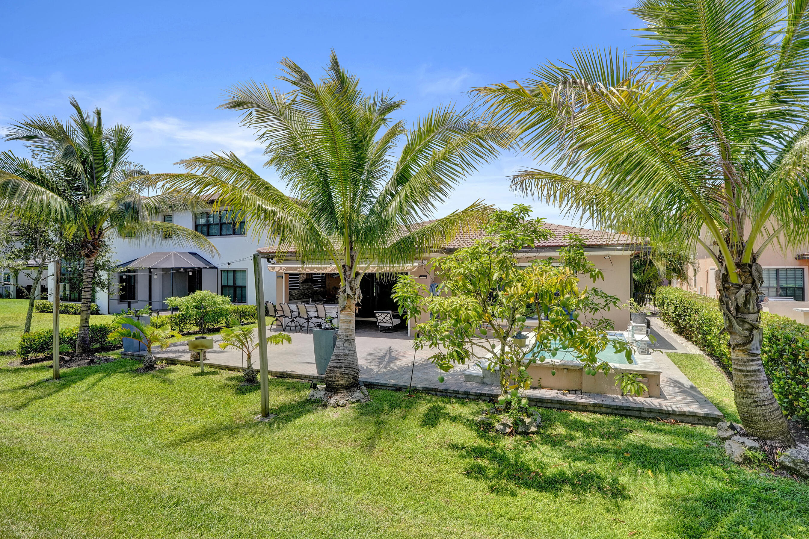 BRUSCHI PROPERTY - Residential