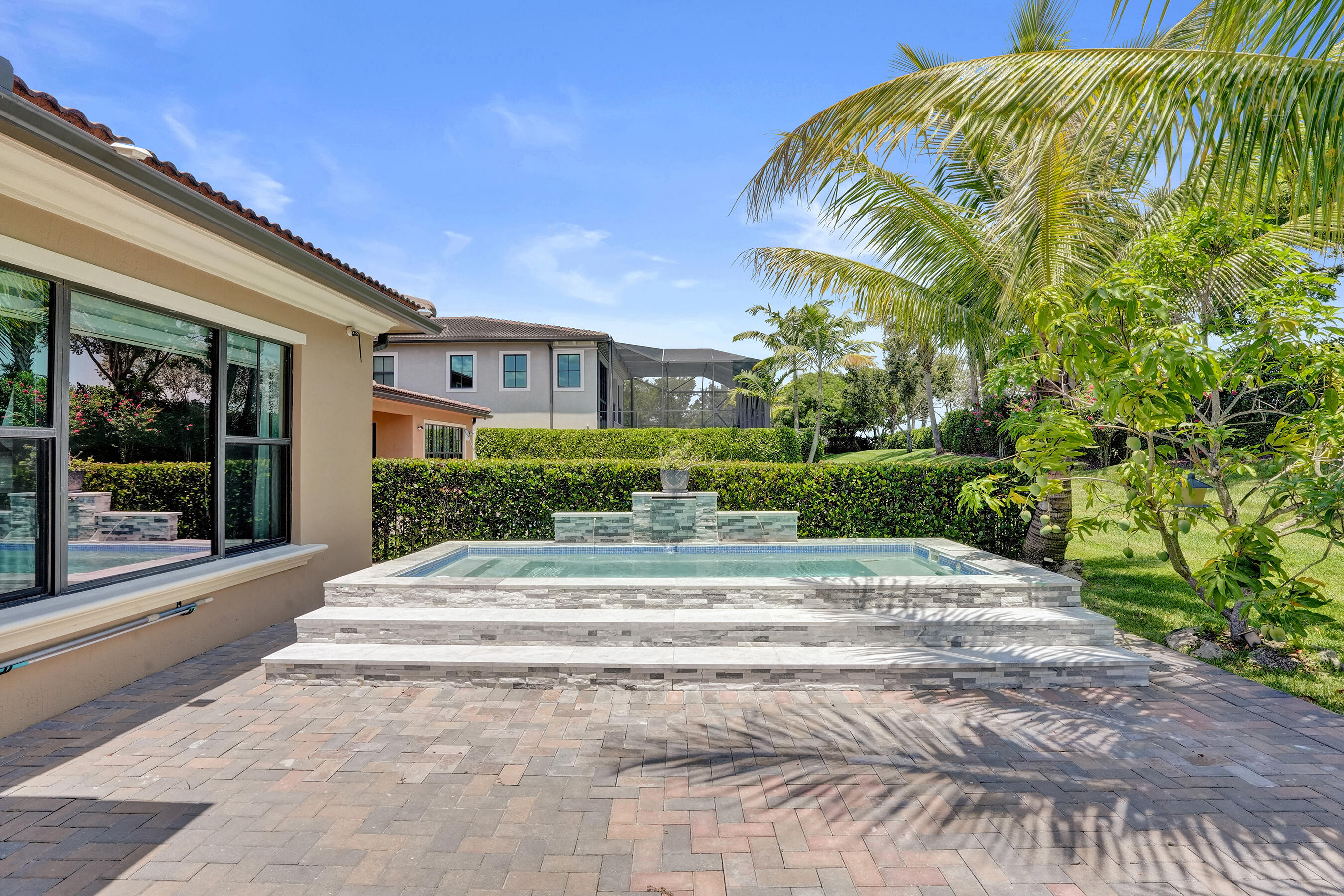 BRUSCHI PROPERTY - Residential