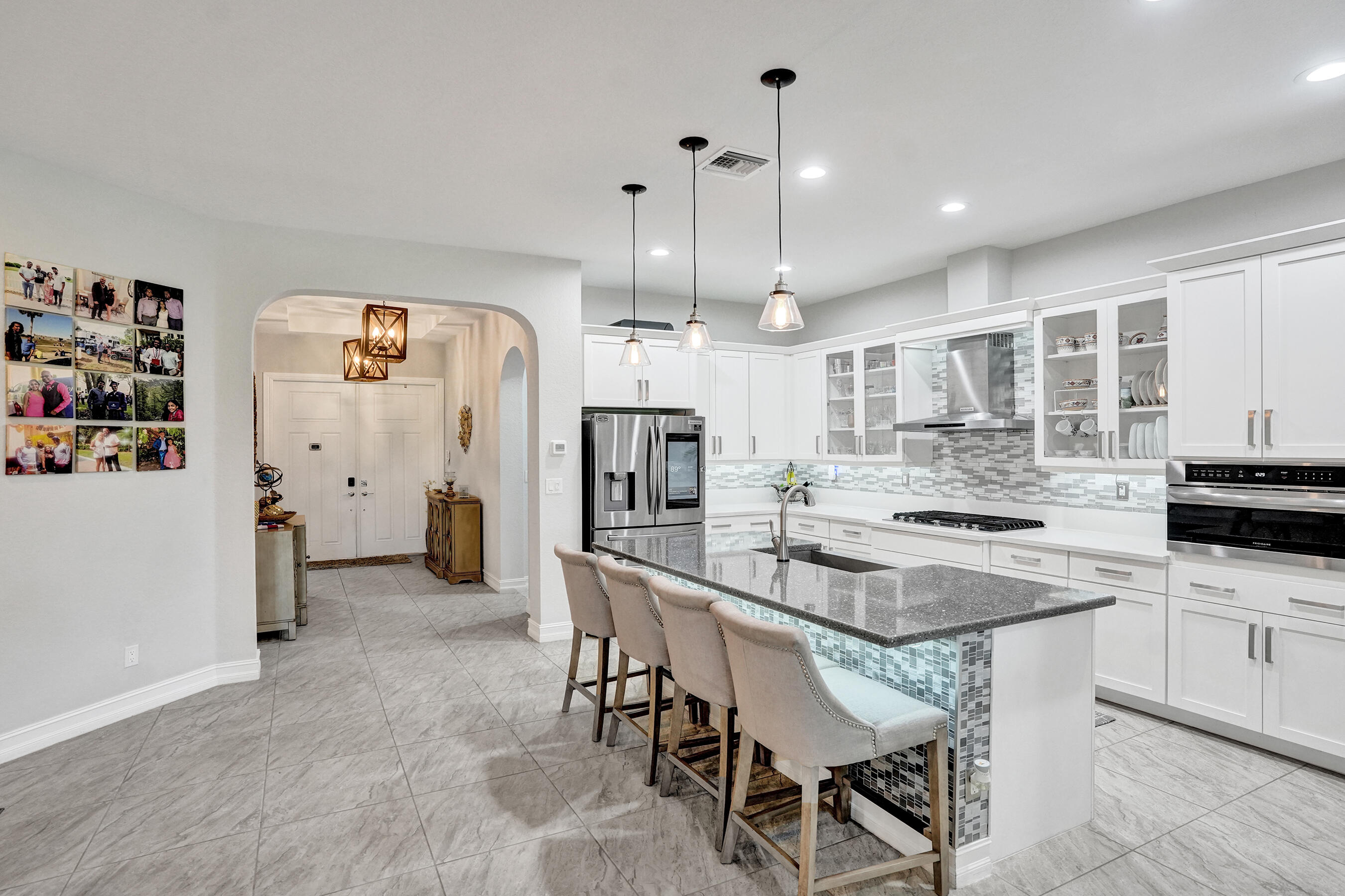 BRUSCHI PROPERTY - Residential