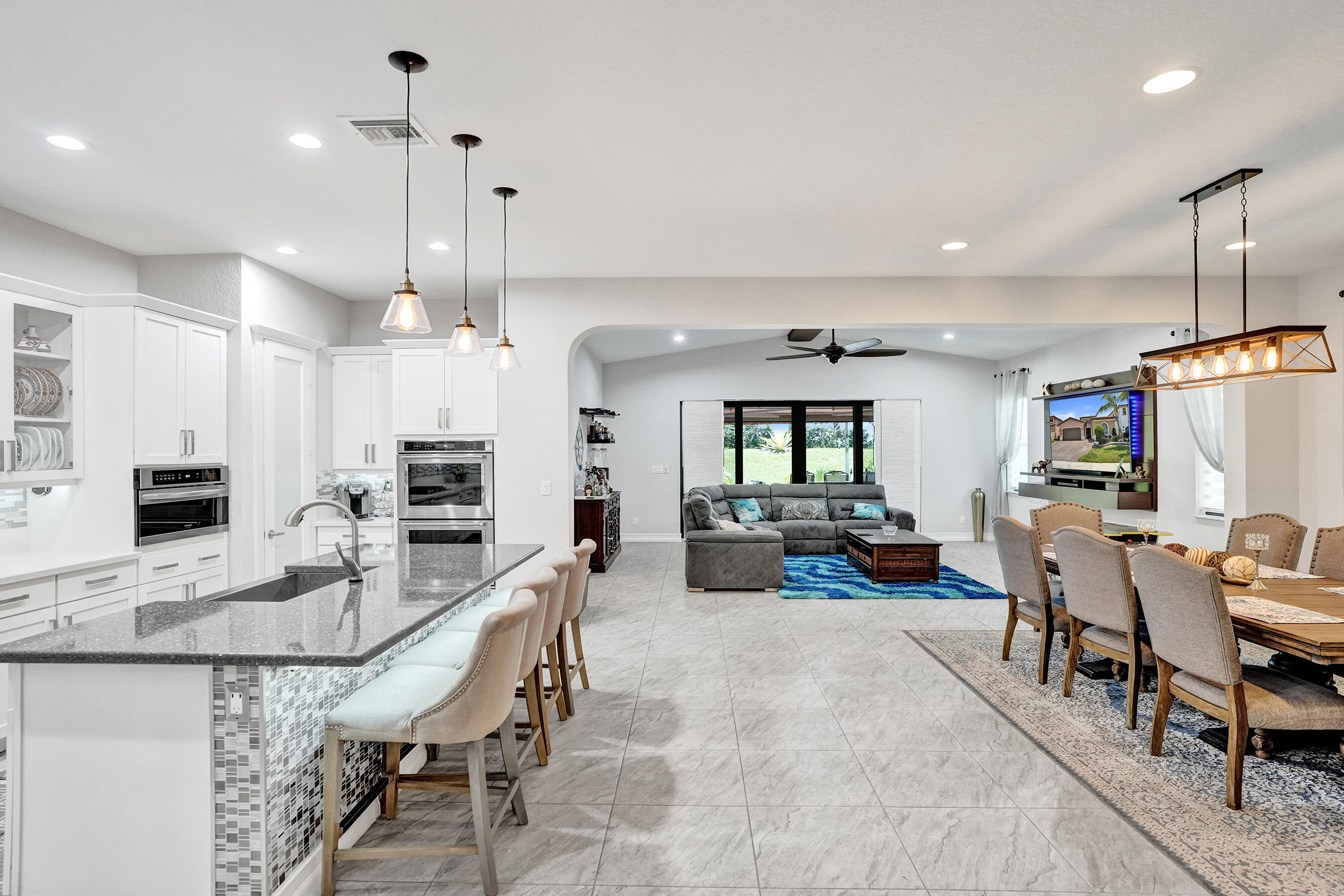 BRUSCHI PROPERTY - Residential