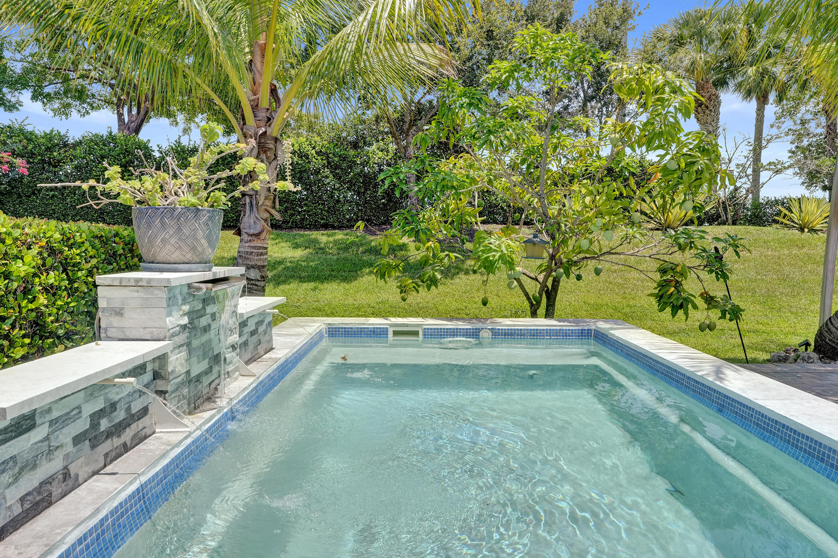 BRUSCHI PROPERTY - Residential