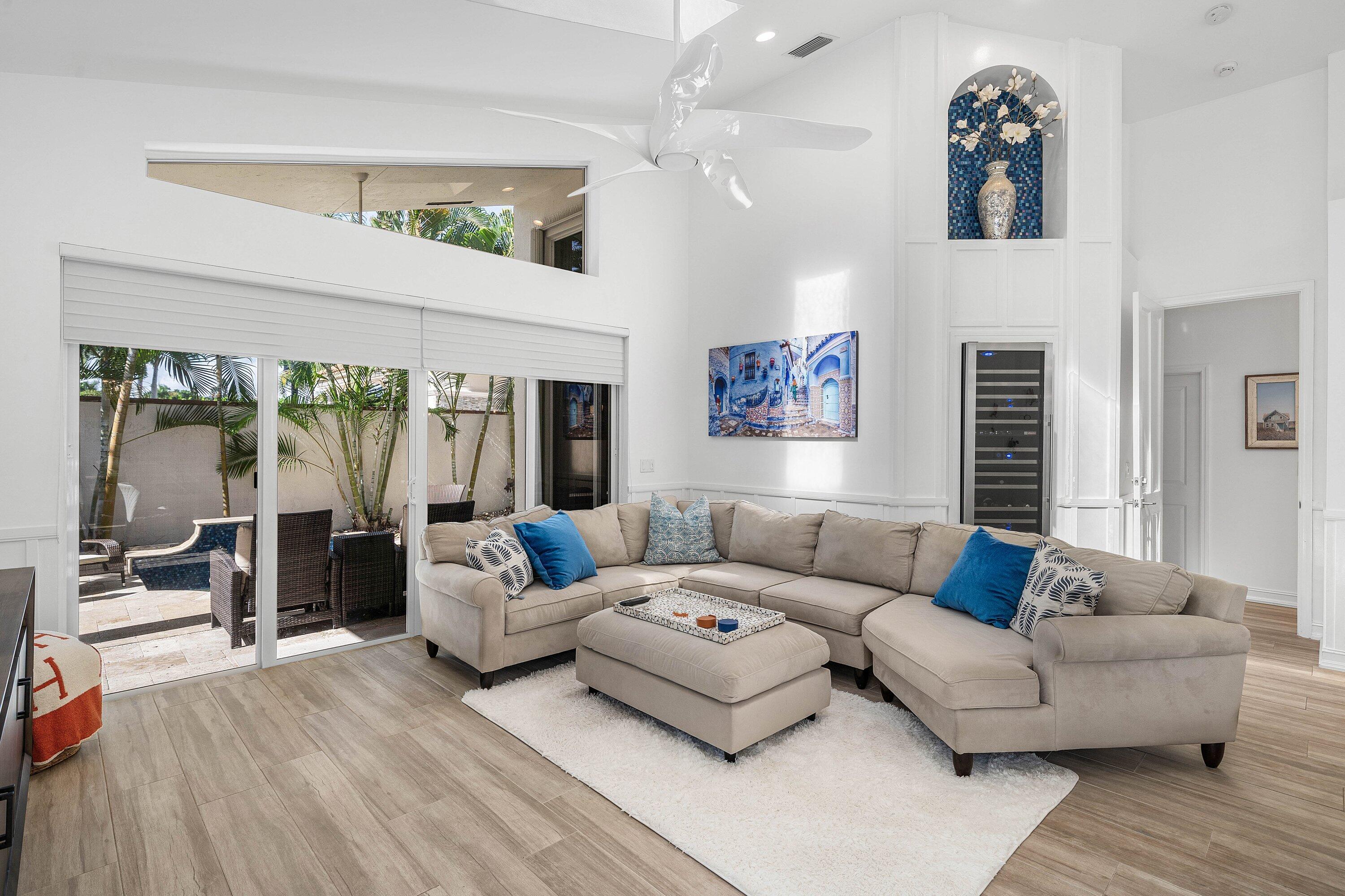 GLADES LANDING 2 - Residential