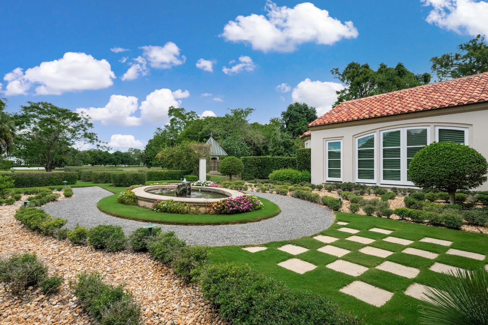 BRIDLE PATH OF Palm Beach Polo & Country Club - Residential