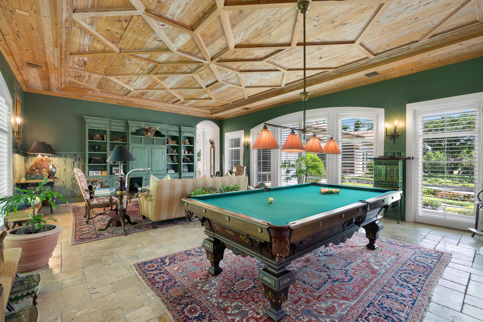 BRIDLE PATH OF Palm Beach Polo & Country Club - Residential