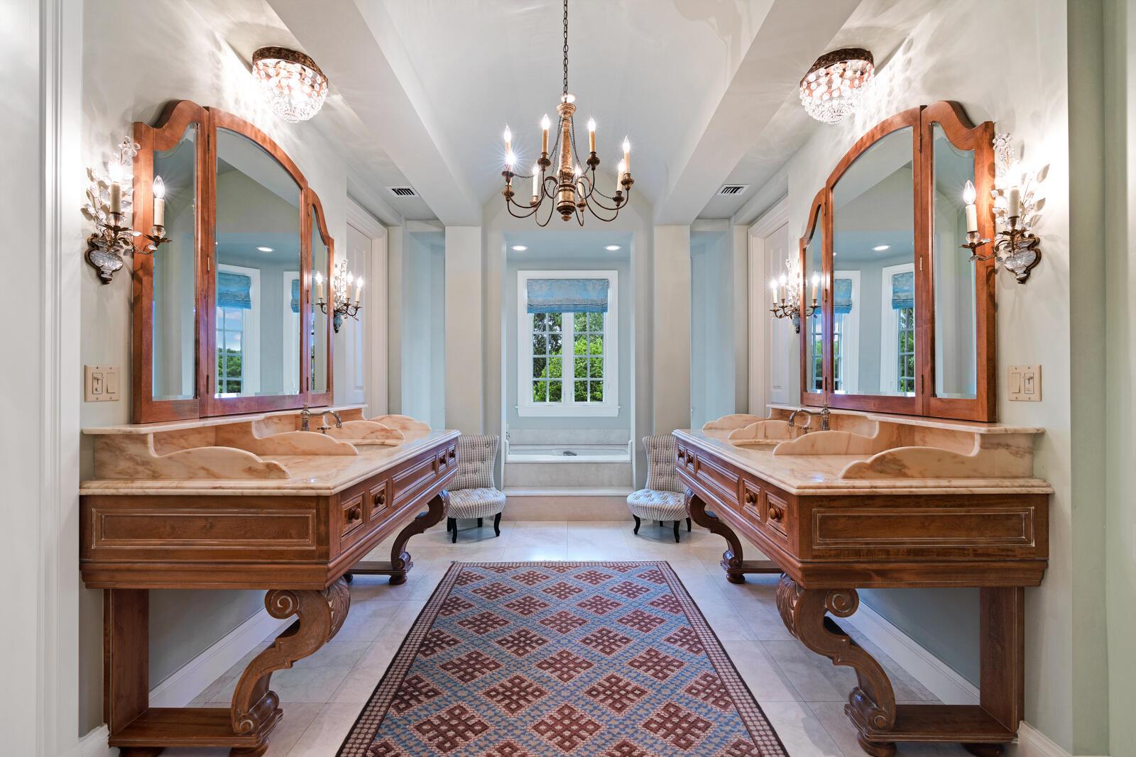 BRIDLE PATH OF Palm Beach Polo & Country Club - Residential