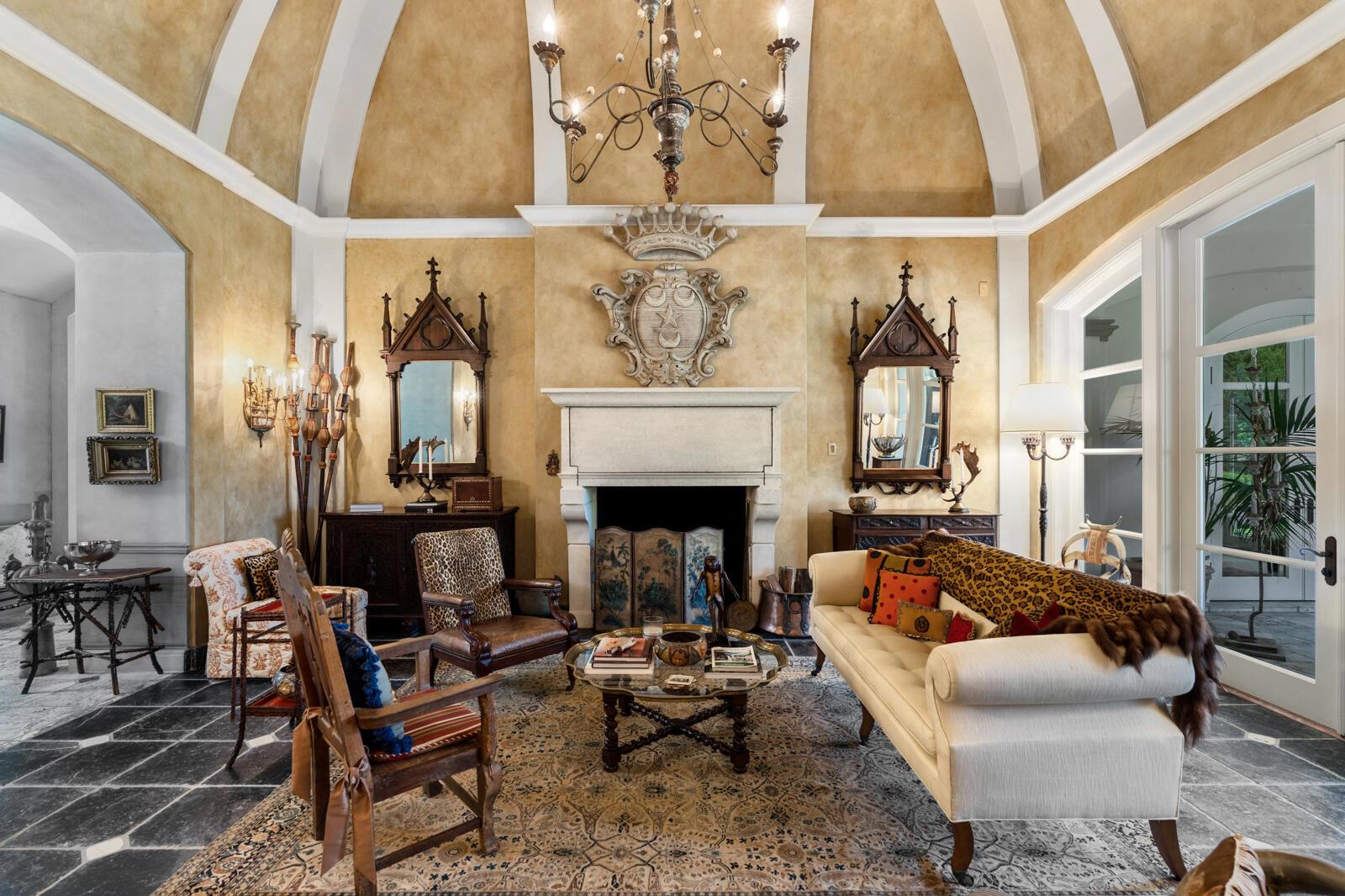 BRIDLE PATH OF Palm Beach Polo & Country Club - Residential