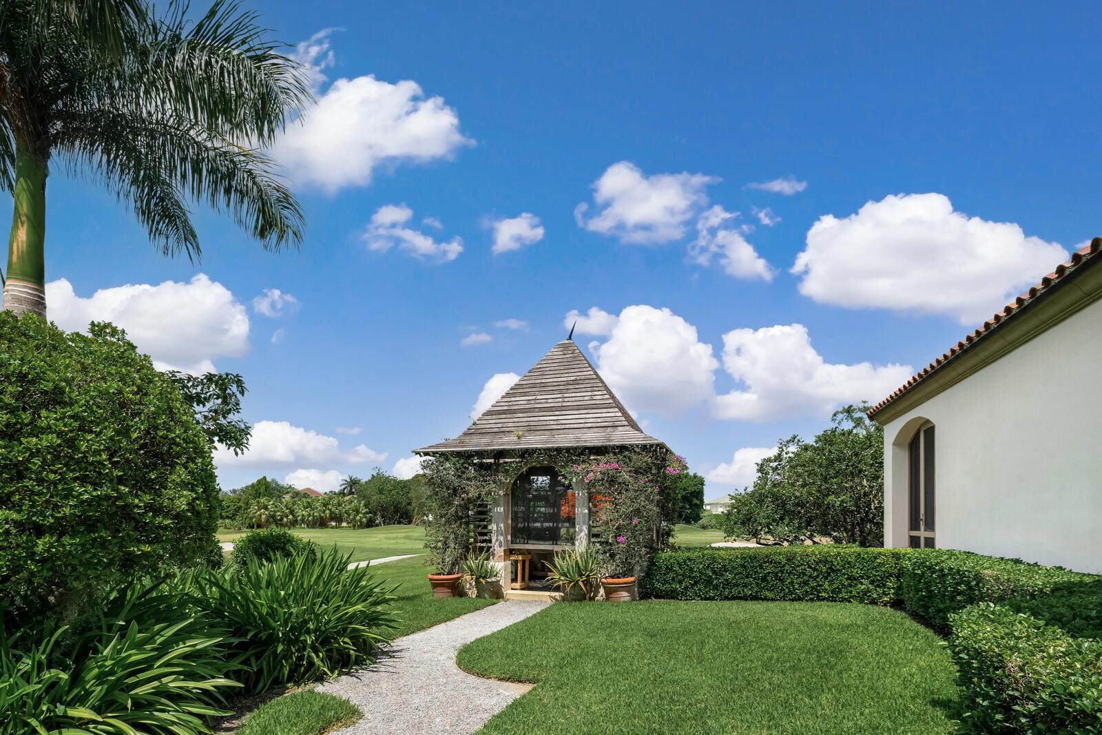 BRIDLE PATH OF Palm Beach Polo & Country Club - Residential