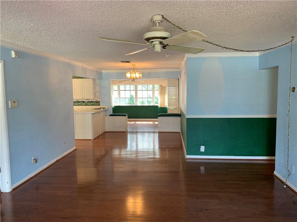 JENADA VILLAS - Residential